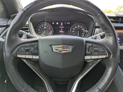 2023 Cadillac XT6 Sport
