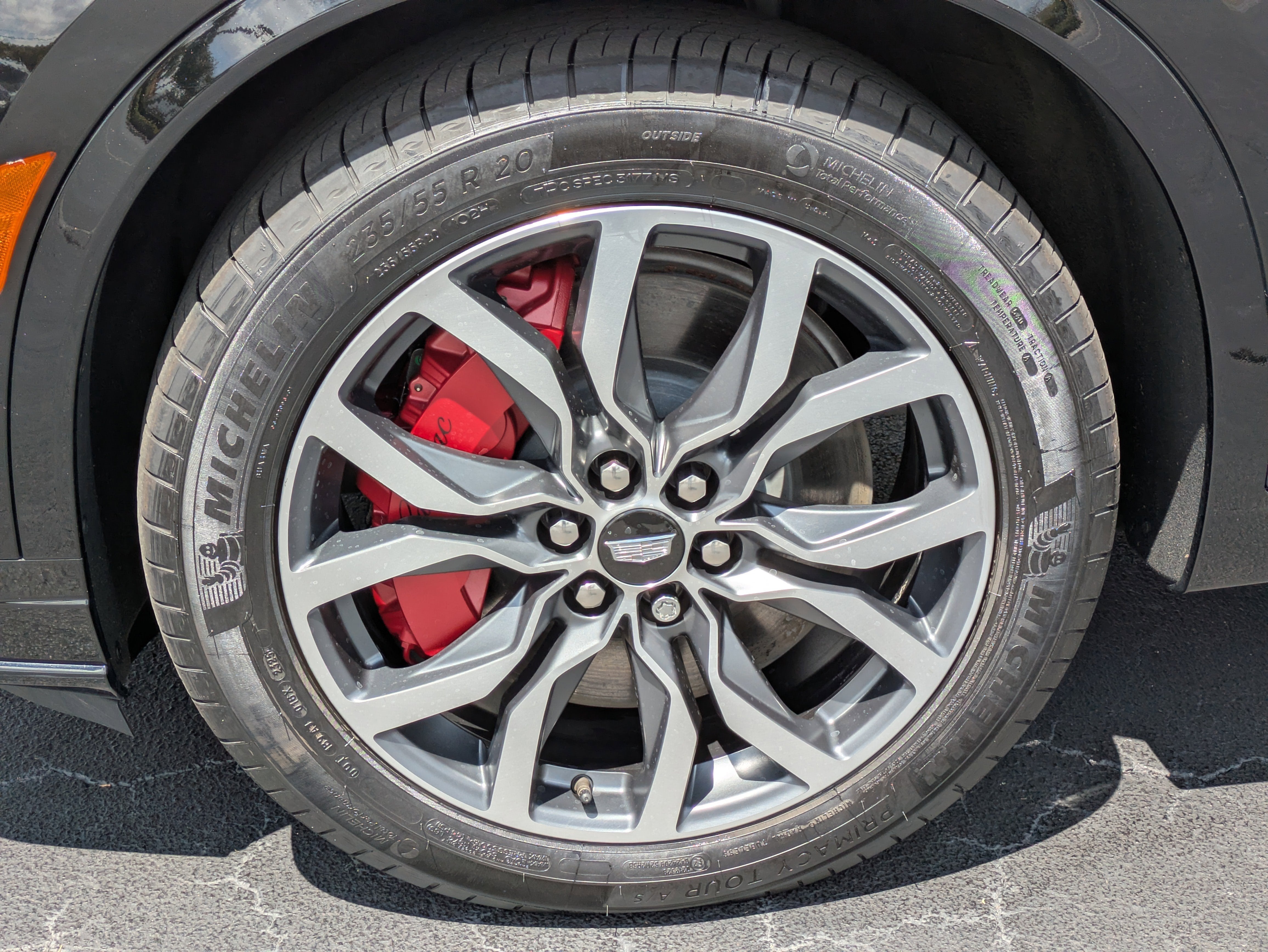 2025 Cadillac XT6 Sport