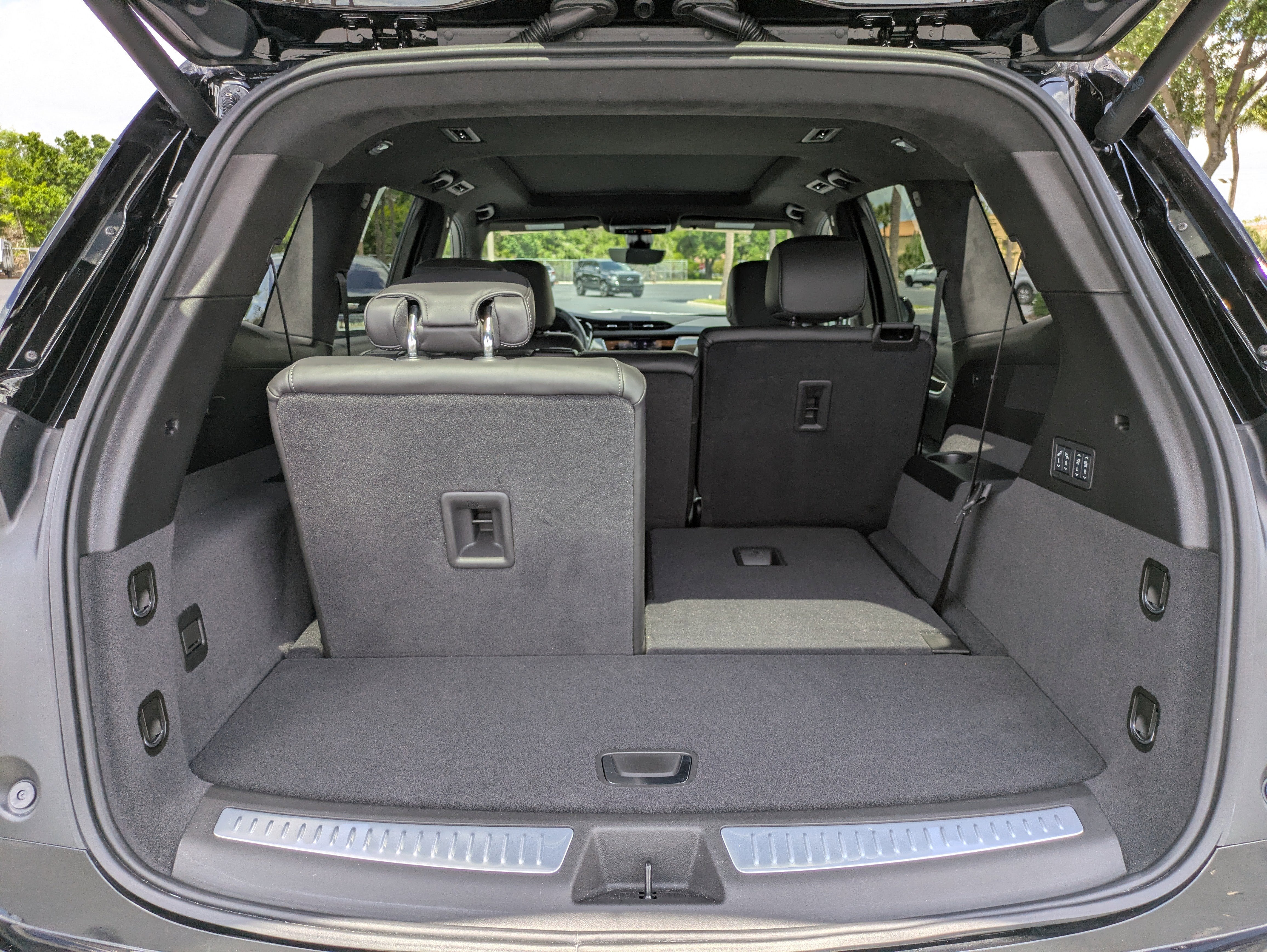 2025 Cadillac XT6 Sport