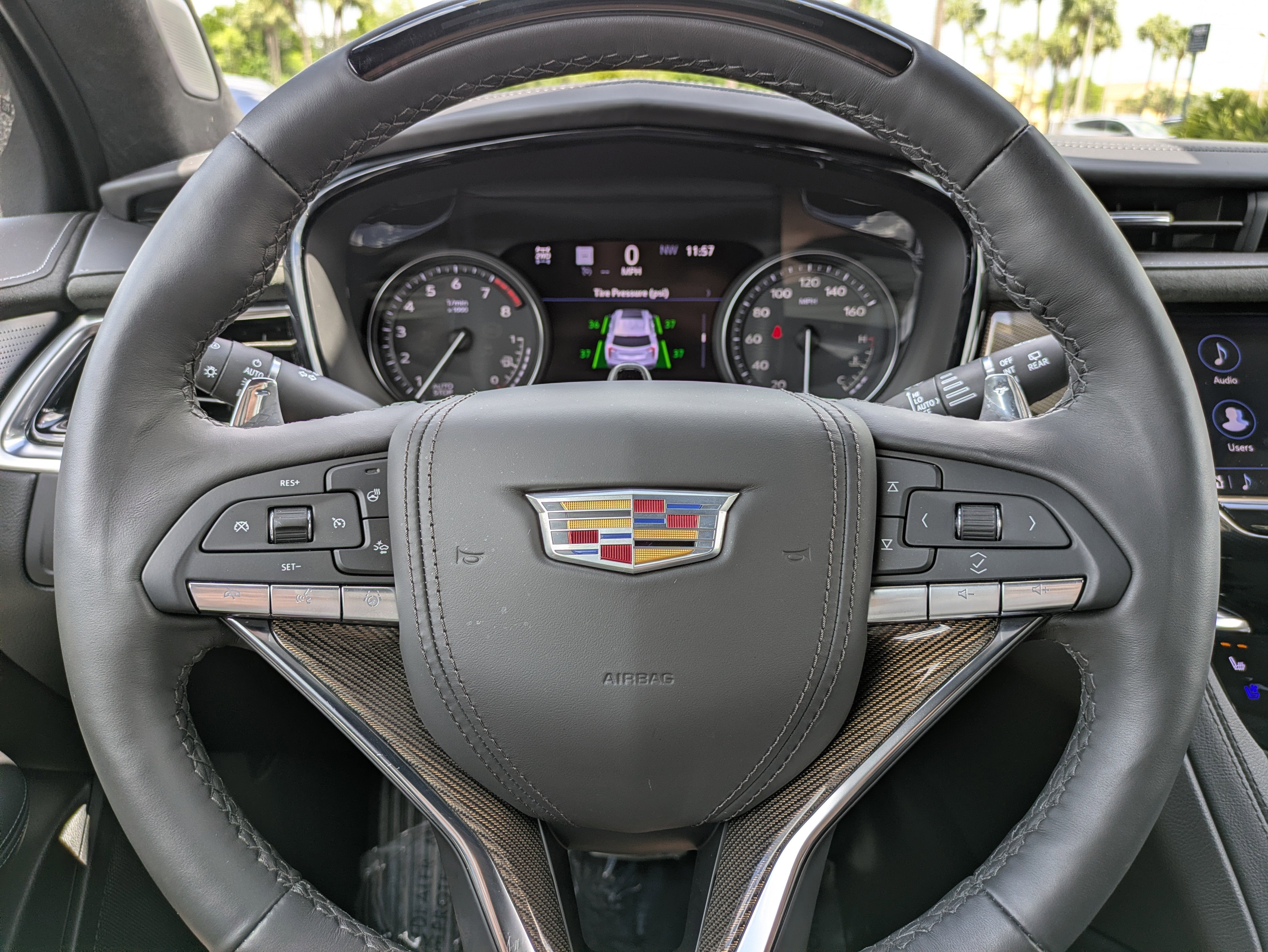 2025 Cadillac XT6 Sport