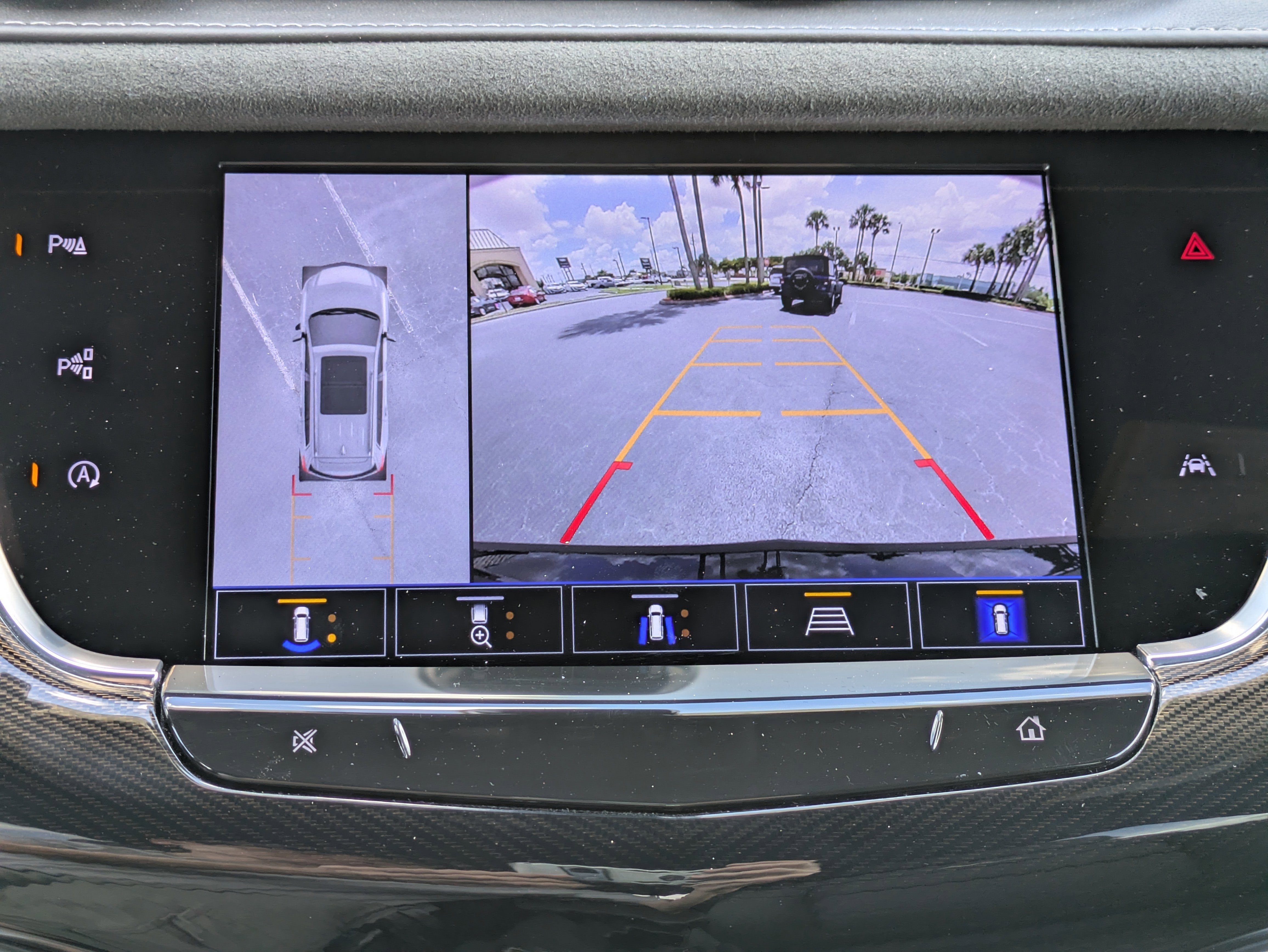 2025 Cadillac XT6 Sport