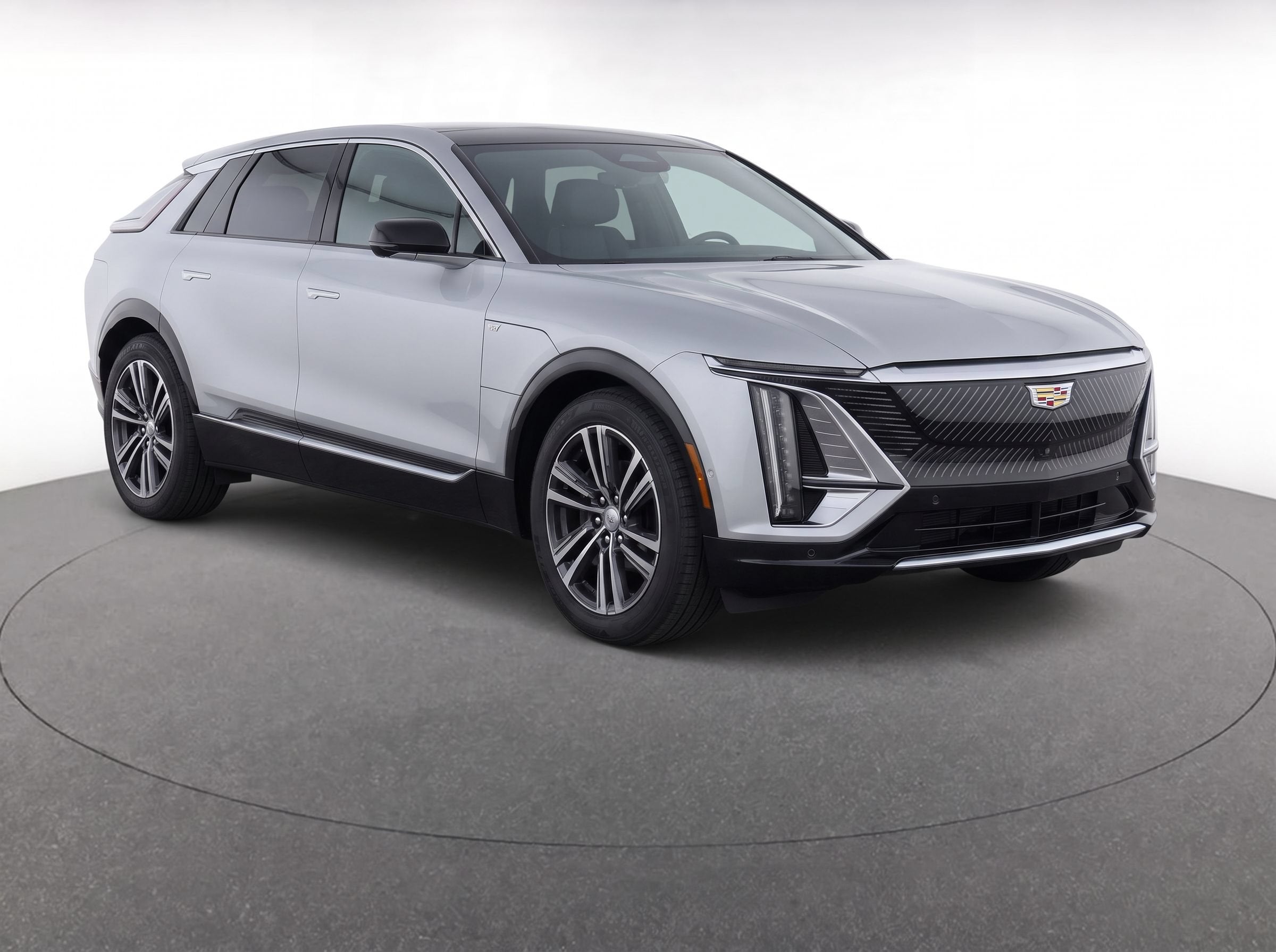 2024 Cadillac LYRIQ Luxury 2