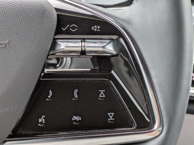 2024 Cadillac LYRIQ Luxury 2