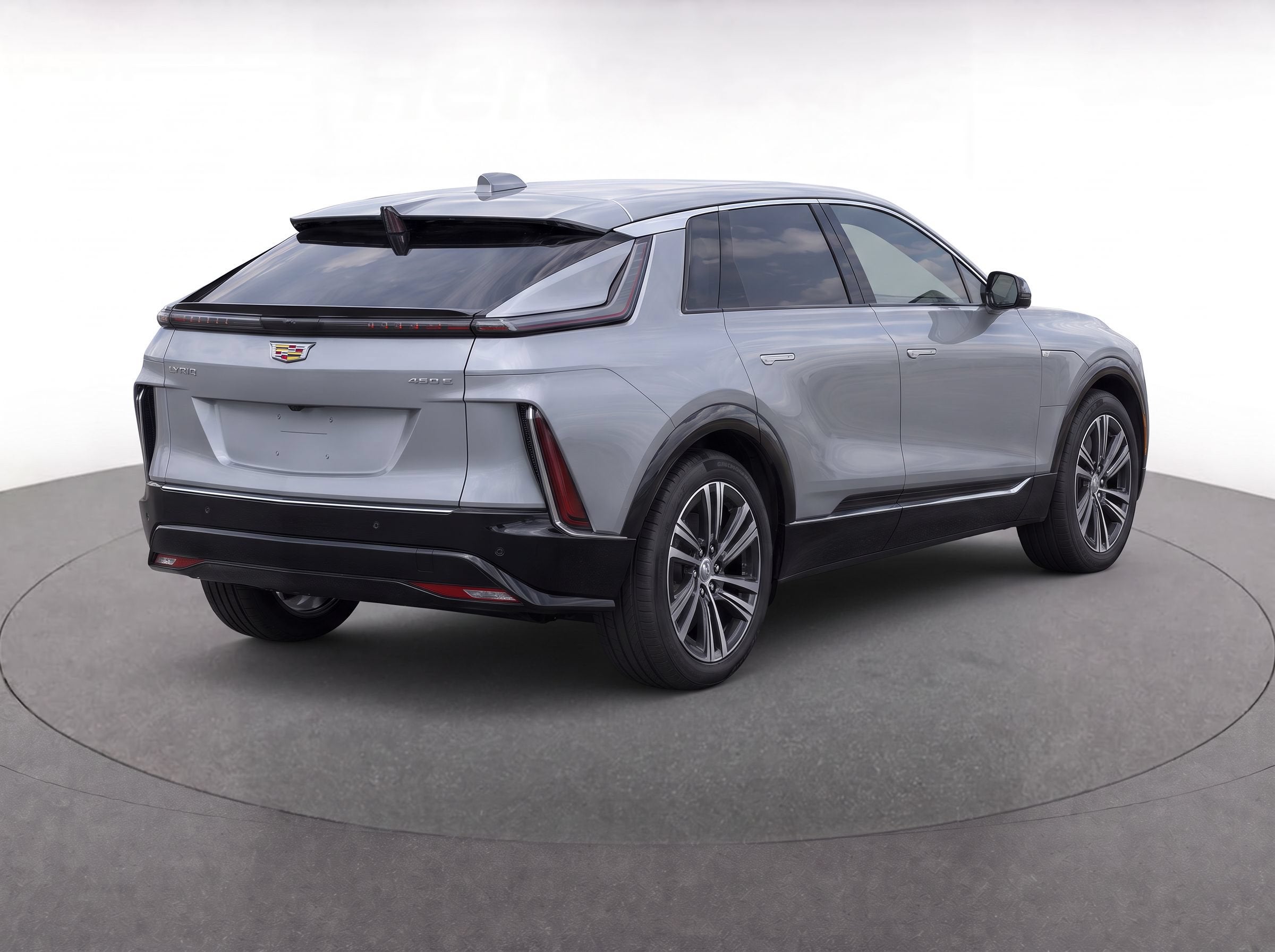 2024 Cadillac LYRIQ Luxury 2