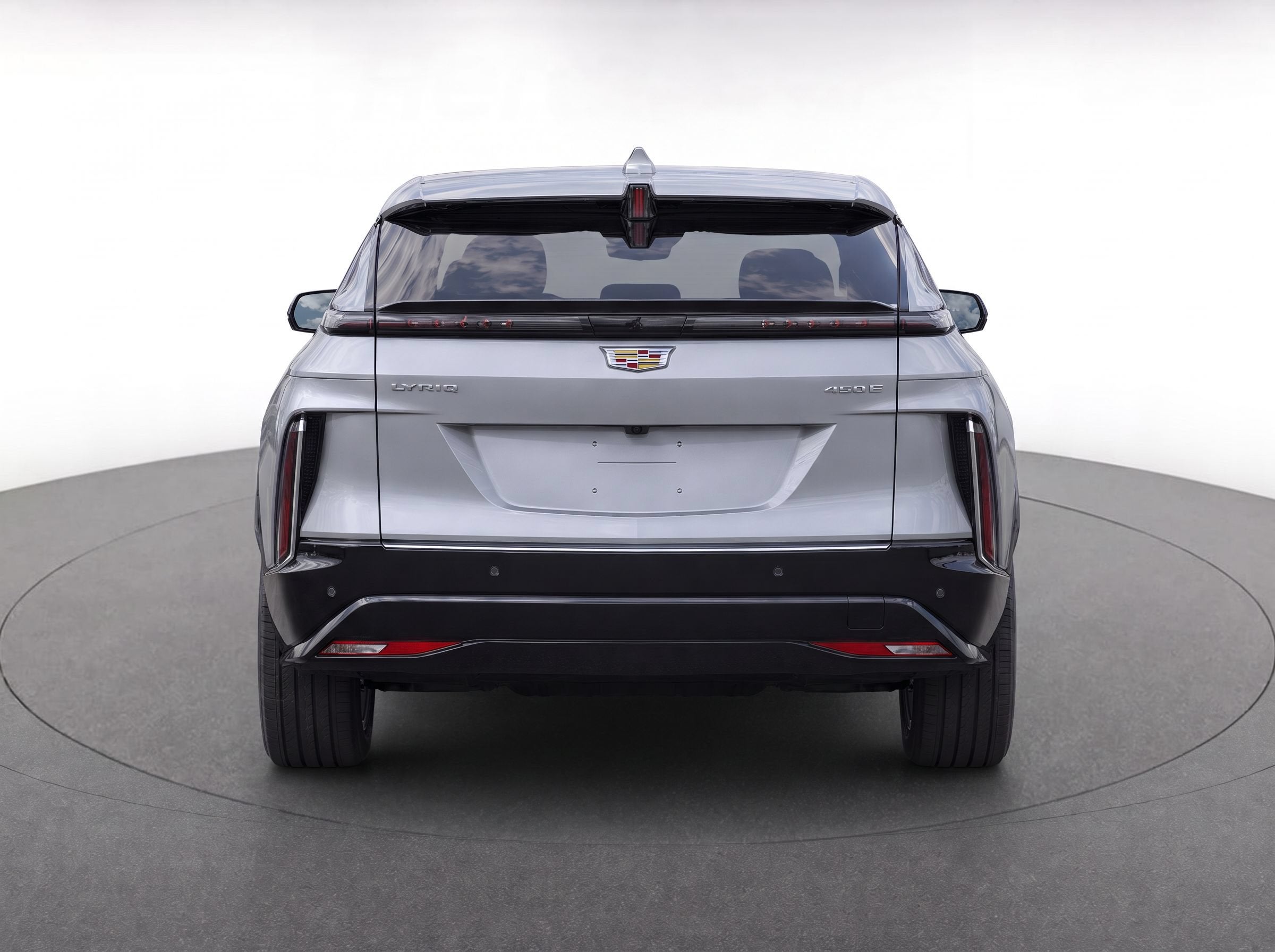 2024 Cadillac LYRIQ Luxury 2