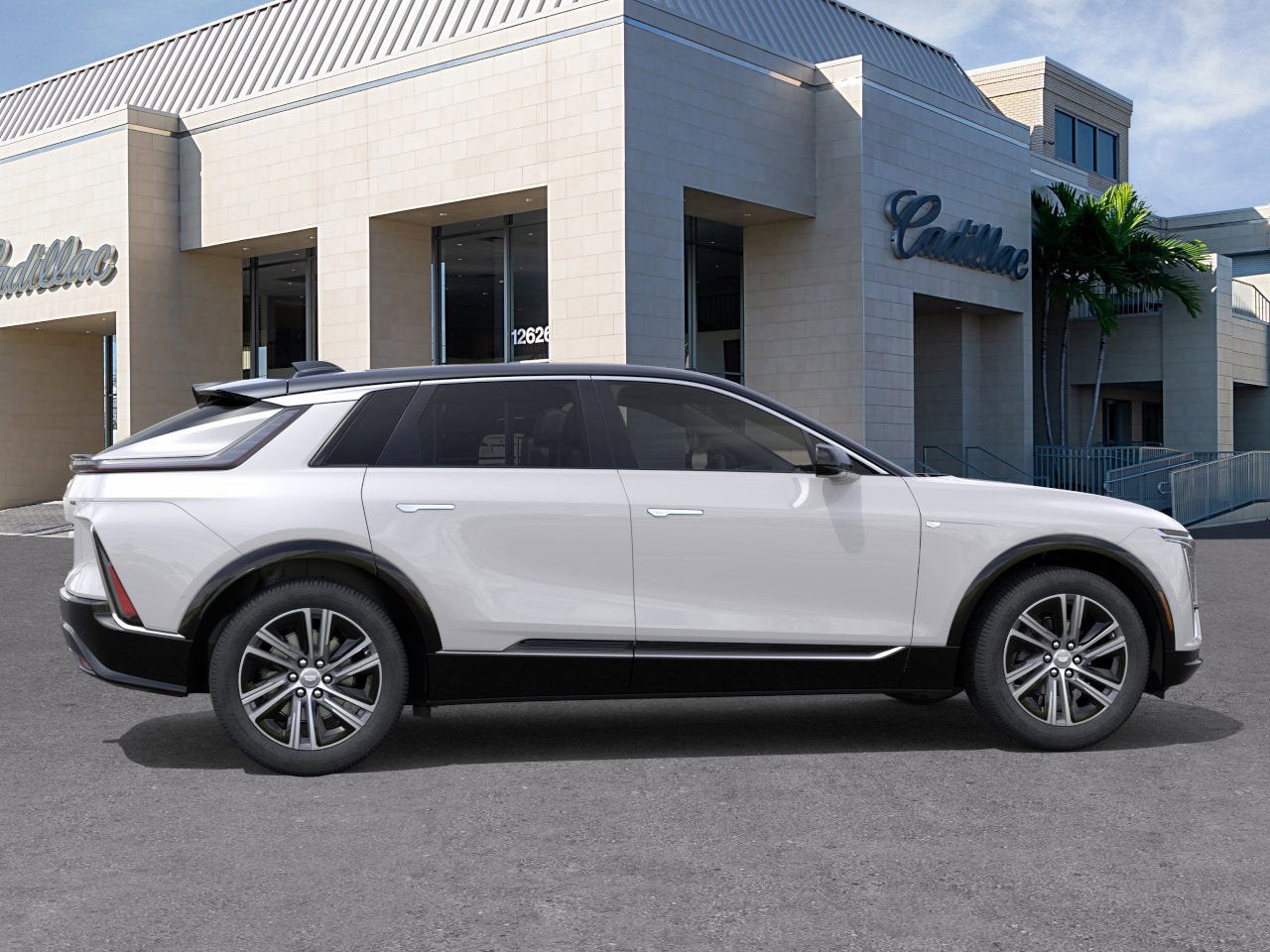 2025 Cadillac LYRIQ Luxury 2