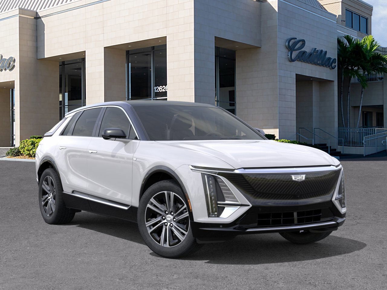 2025 Cadillac LYRIQ Luxury 2