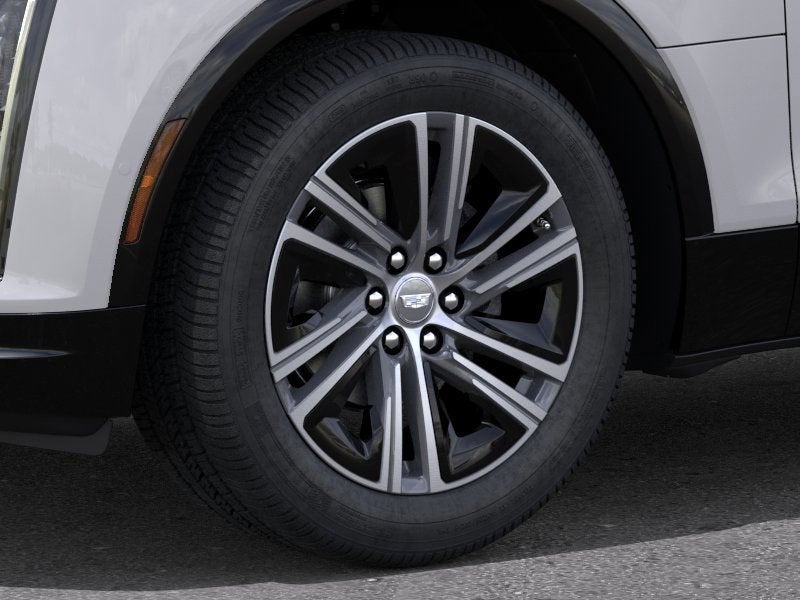 2025 Cadillac LYRIQ Luxury 2