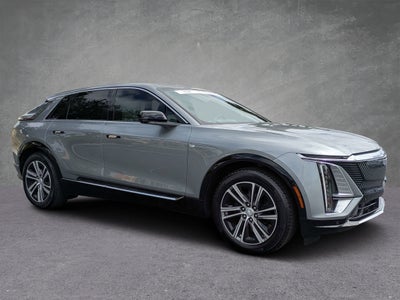 2024 Cadillac LYRIQ Luxury 2