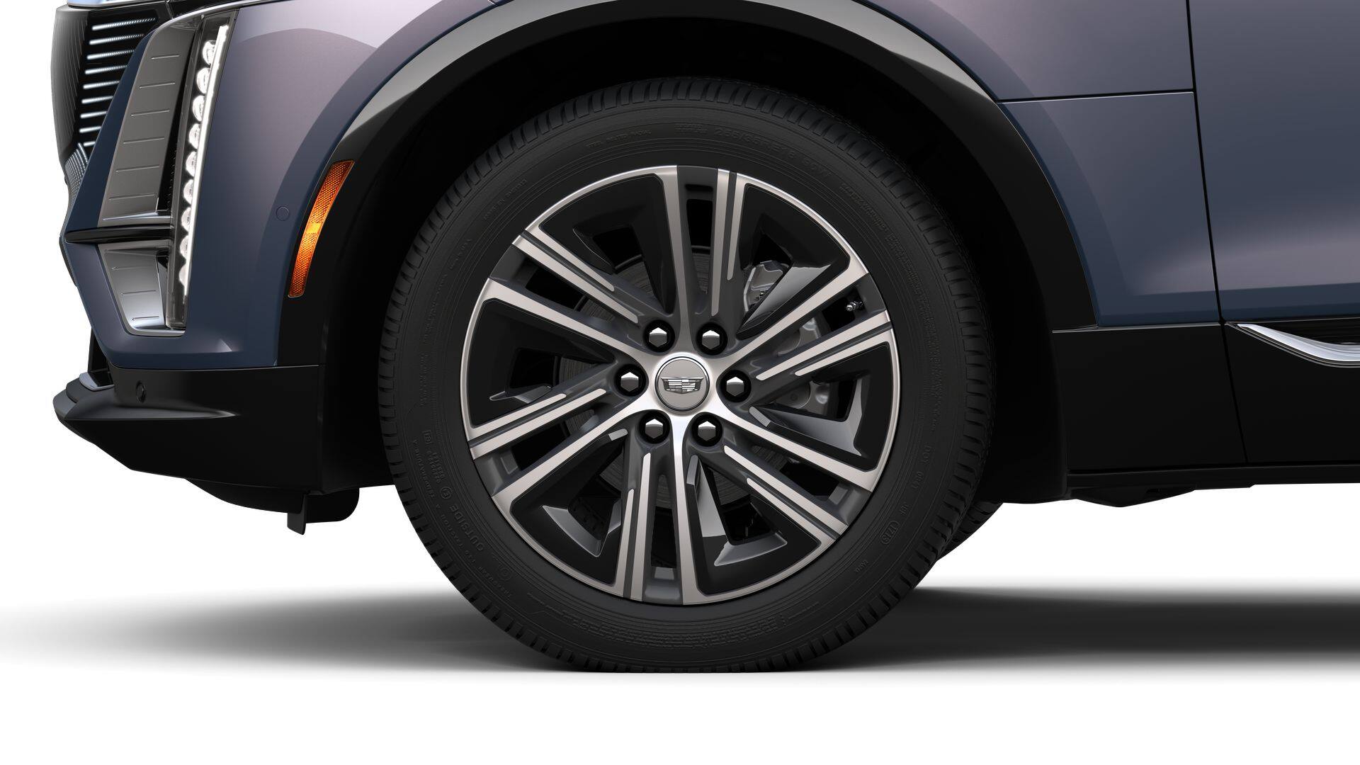 2025 Cadillac LYRIQ Luxury 2