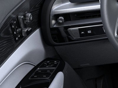 2025 Cadillac LYRIQ Sport 3