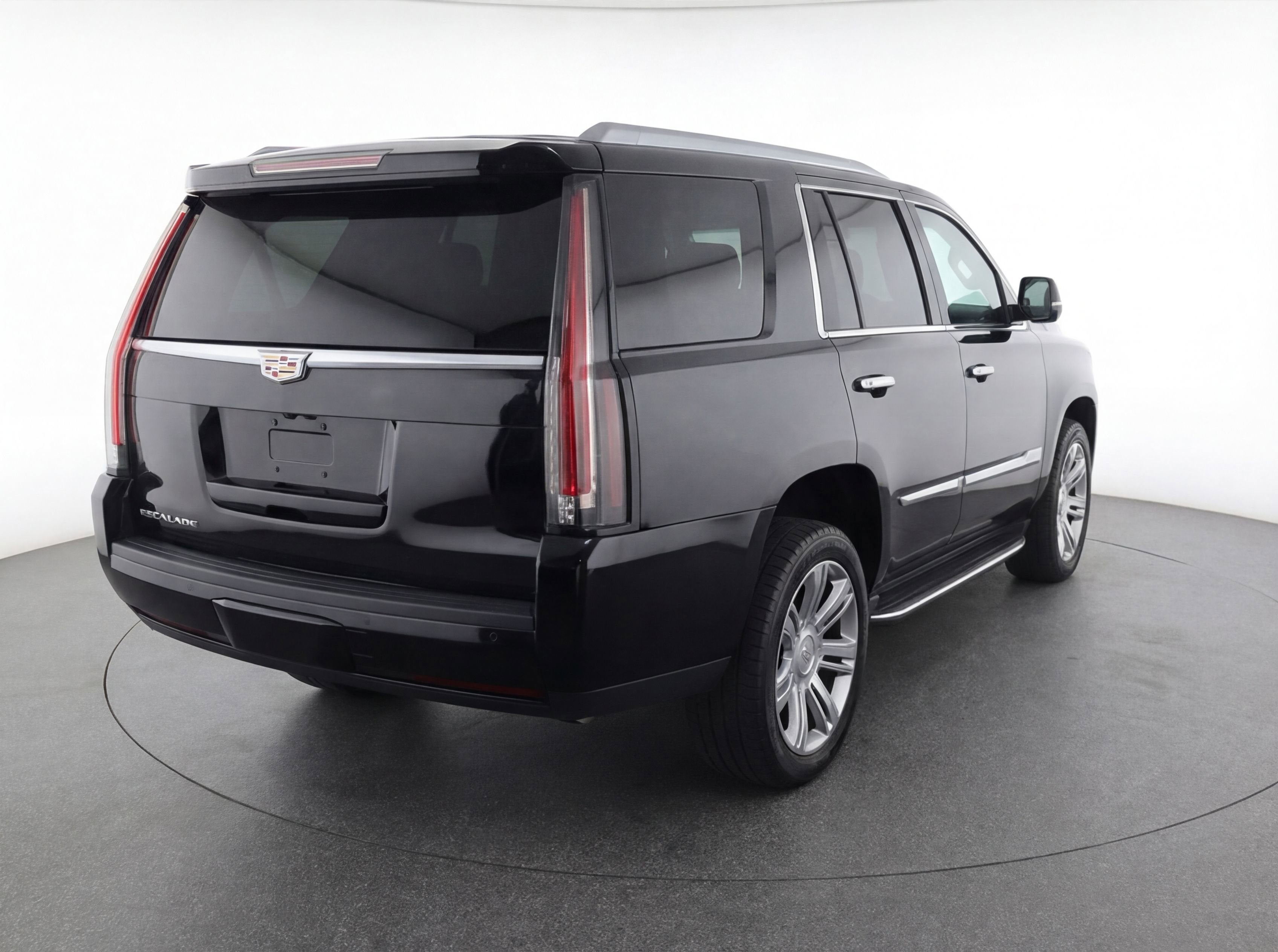 2018 Cadillac Escalade Base