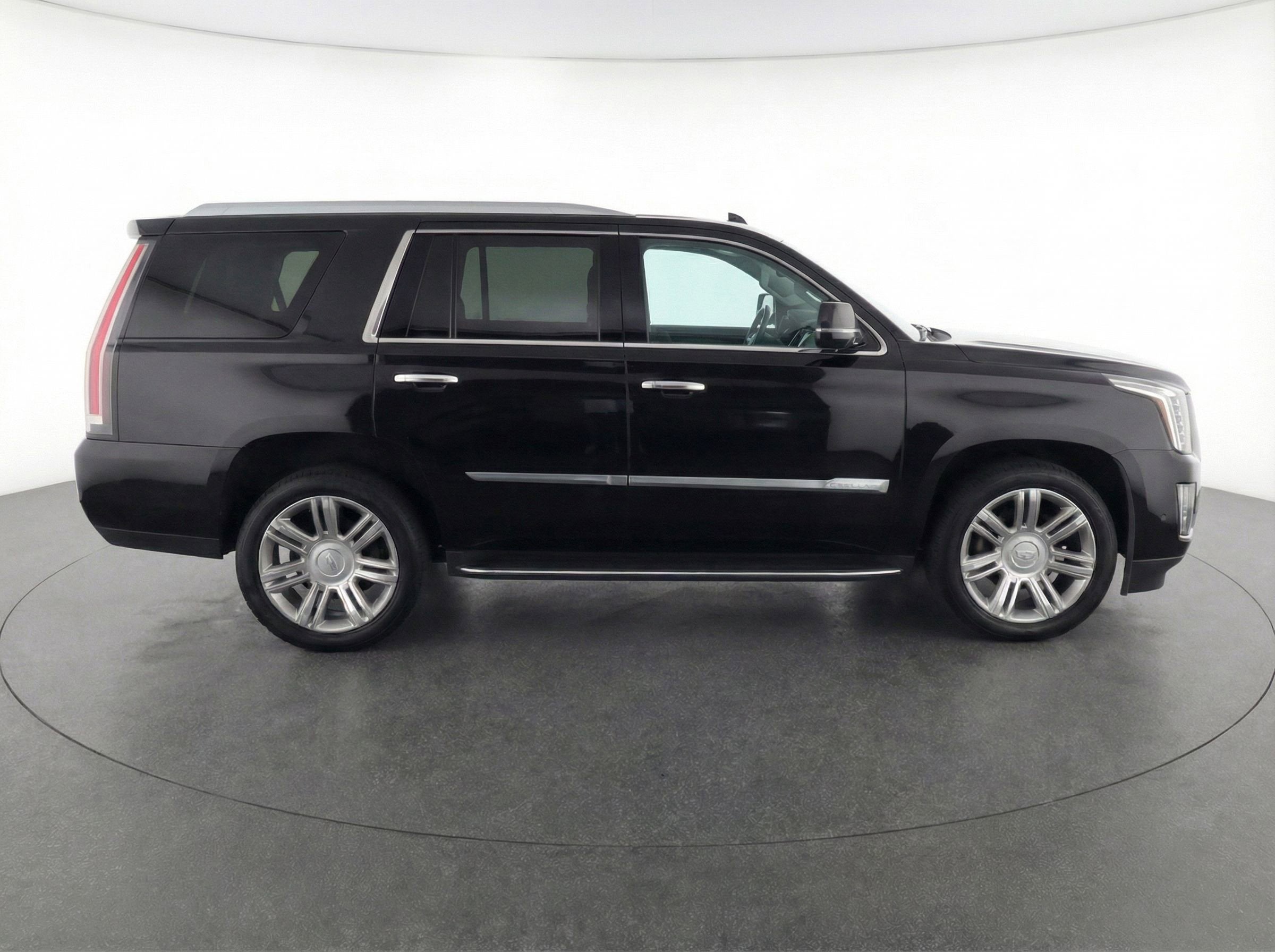 2018 Cadillac Escalade Base