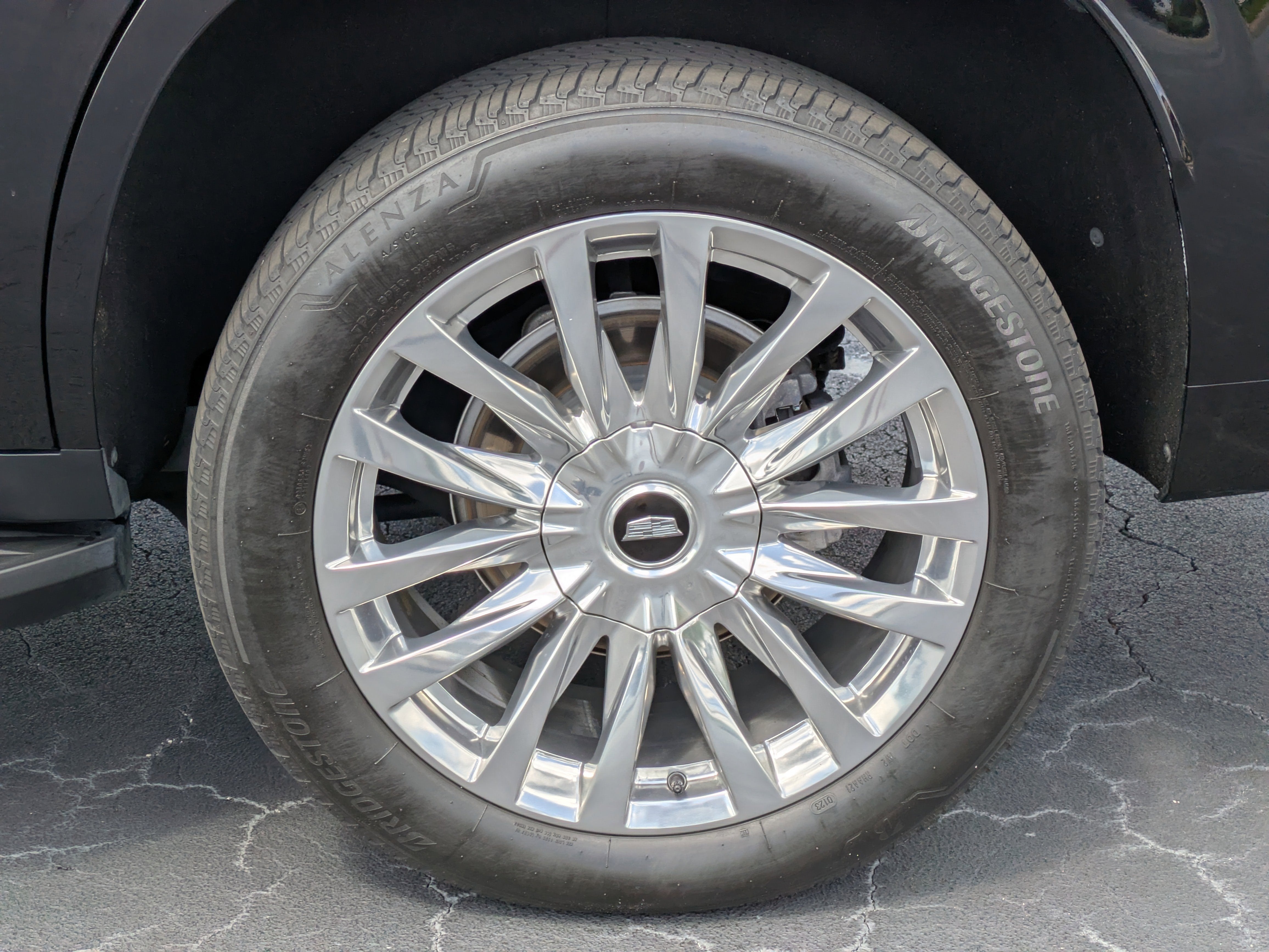 2021 Cadillac Escalade Luxury