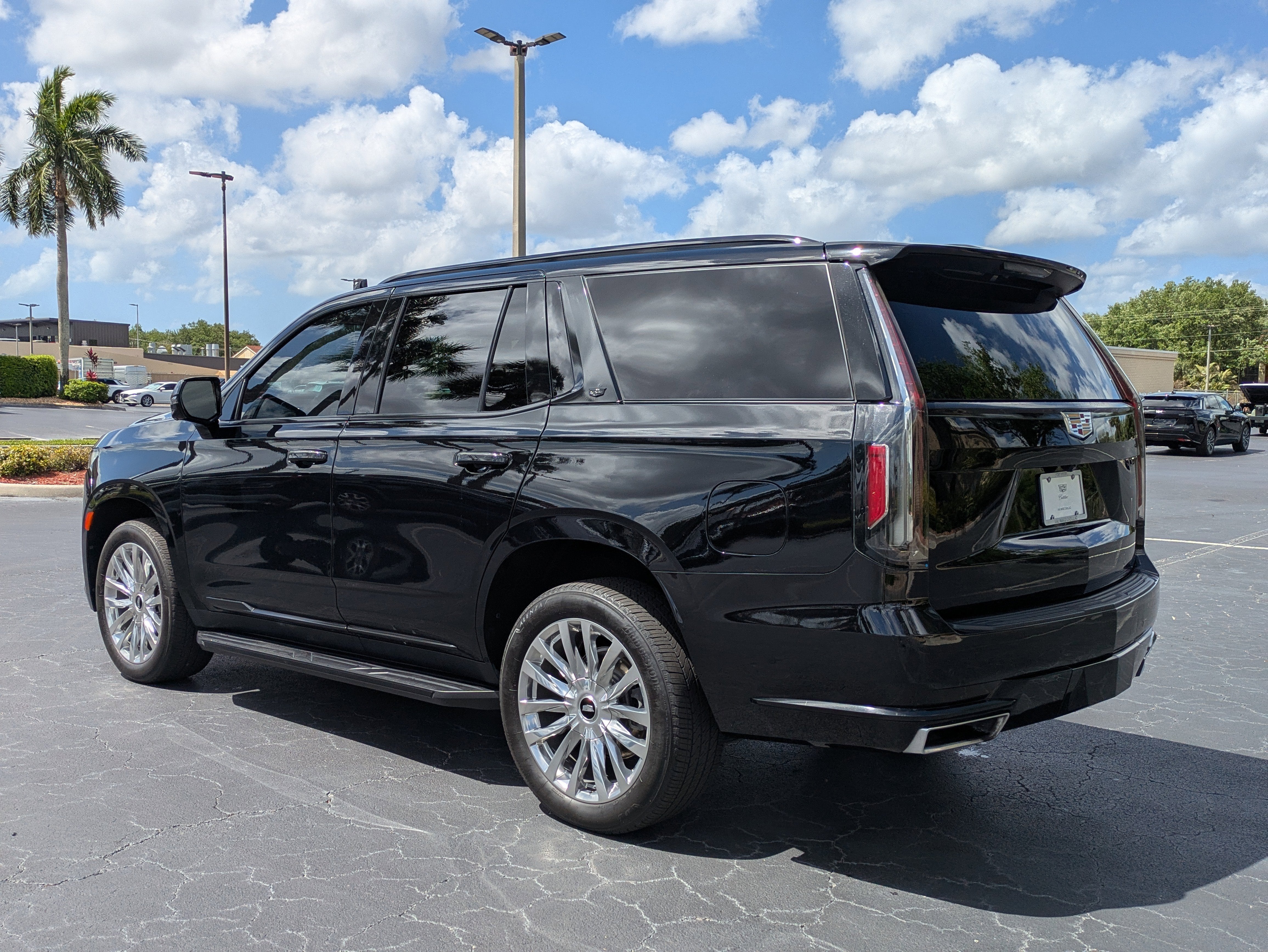 2021 Cadillac Escalade Luxury