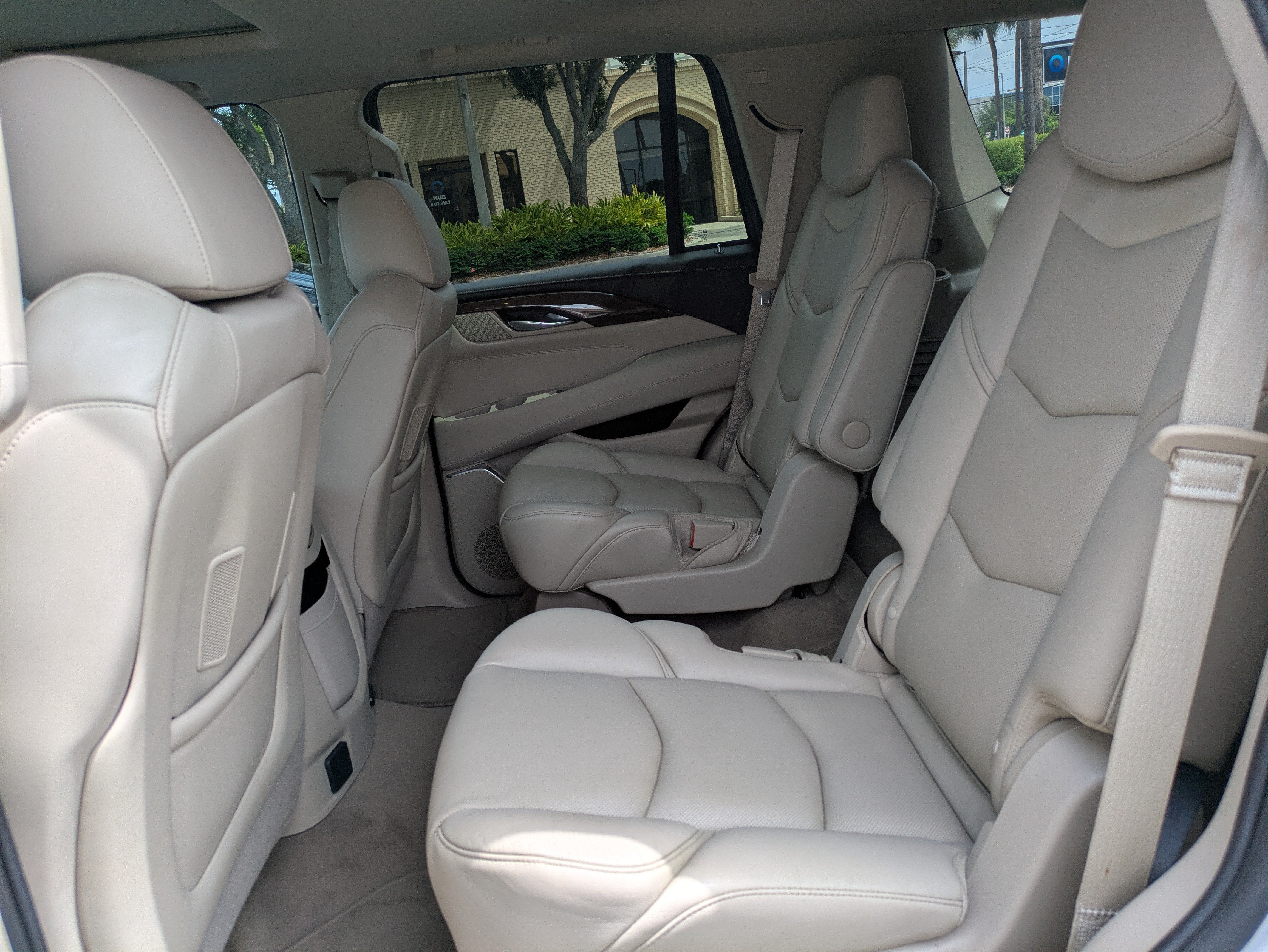 2019 Cadillac Escalade Luxury