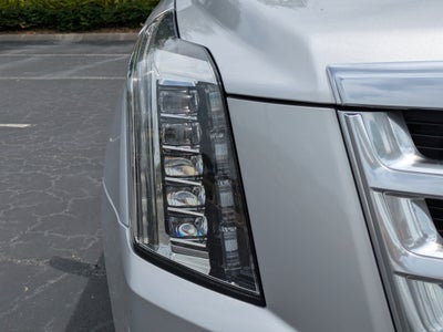 2019 Cadillac Escalade Luxury