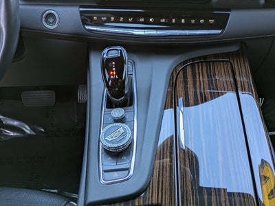 2022 Cadillac Escalade Premium Luxury