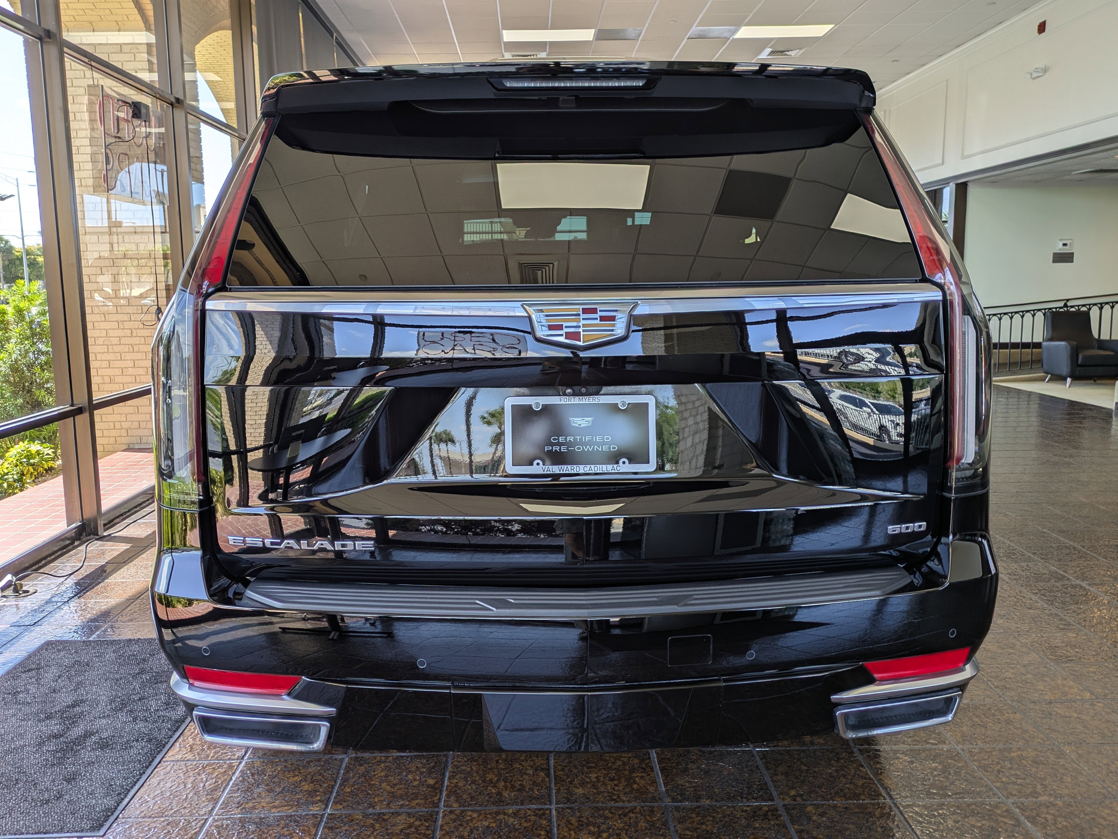 2024 Cadillac Escalade Premium Luxury