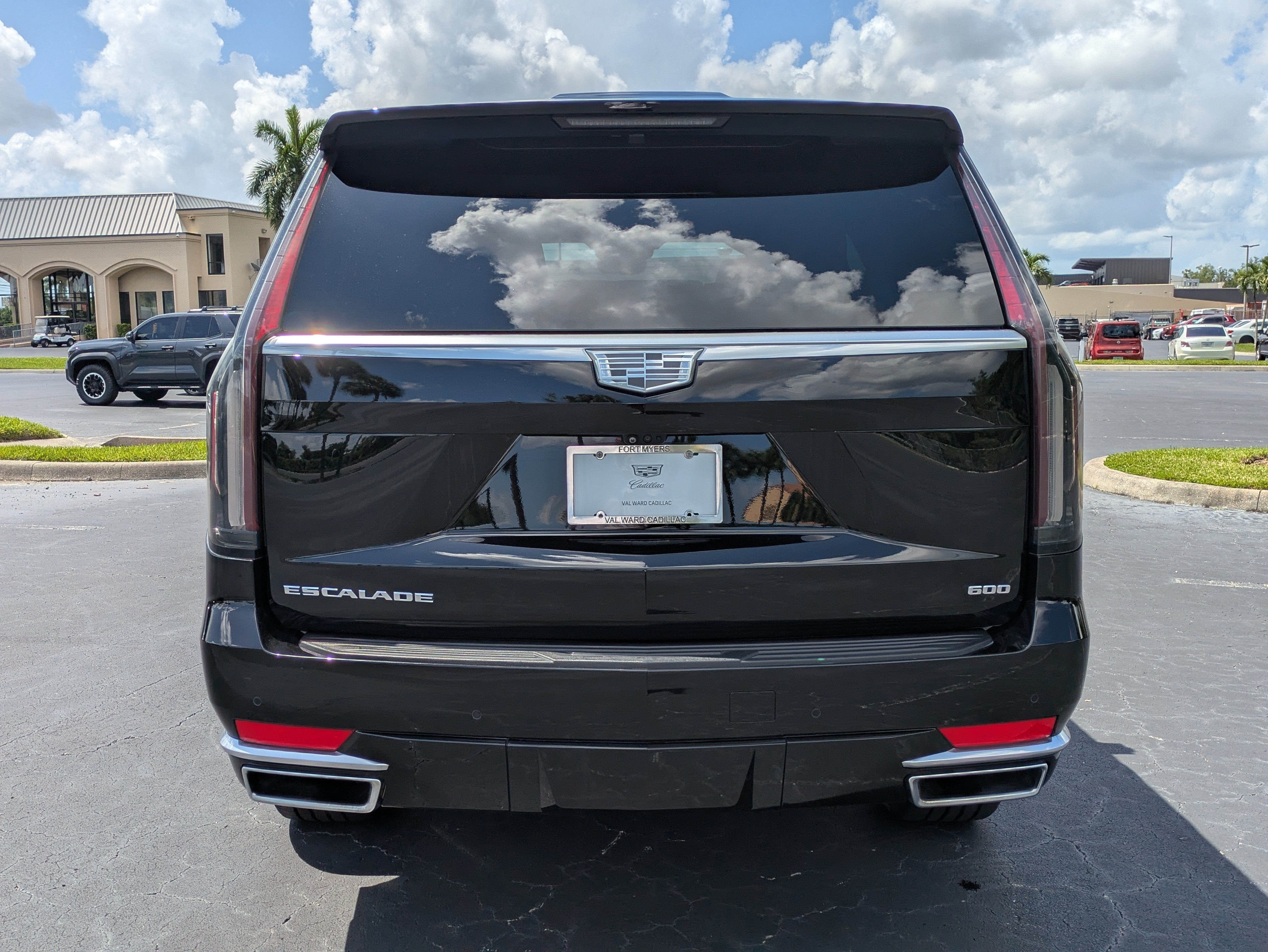 2021 Cadillac Escalade Premium Luxury