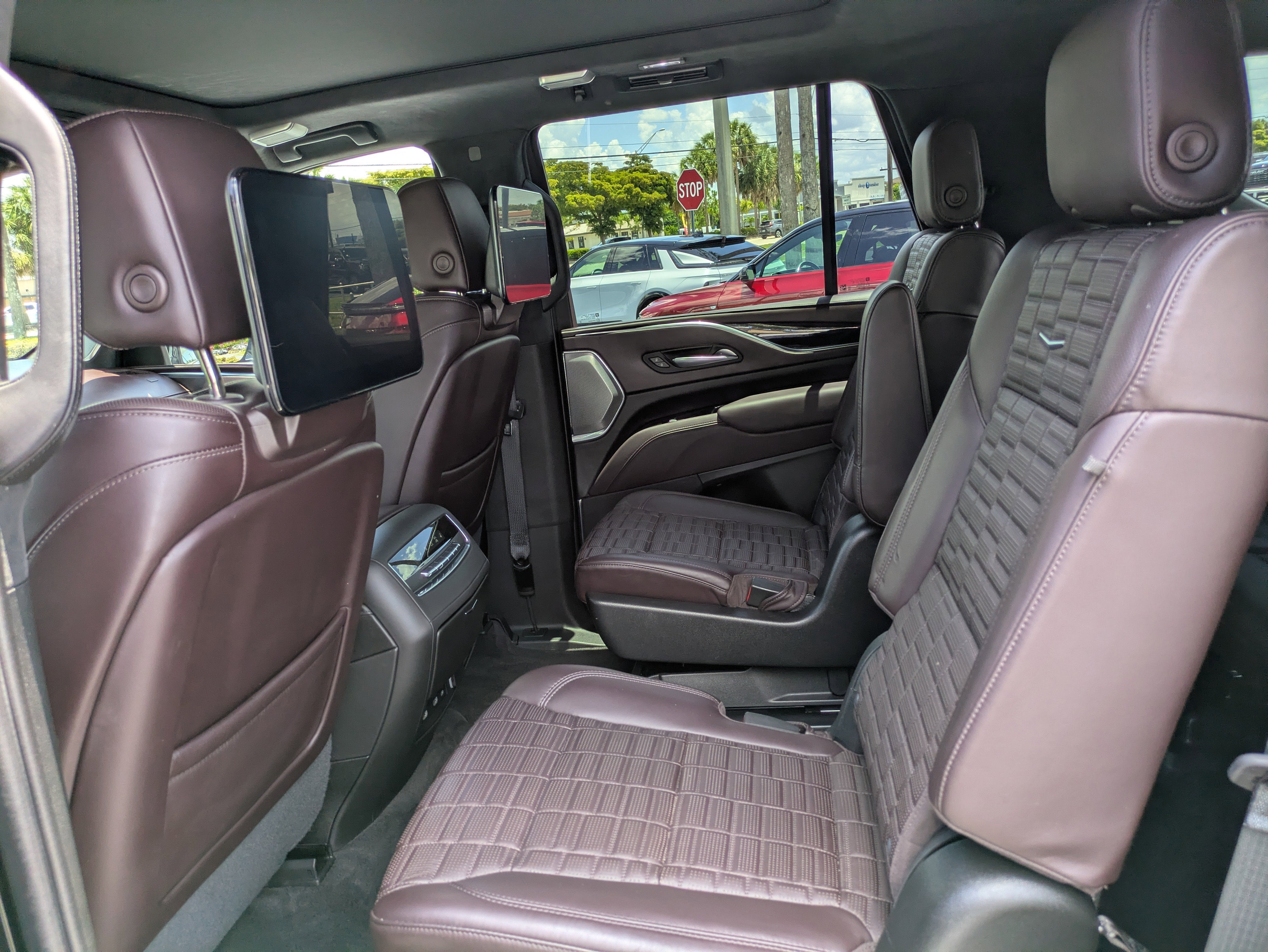 2023 Cadillac Escalade Premium Luxury Platinum