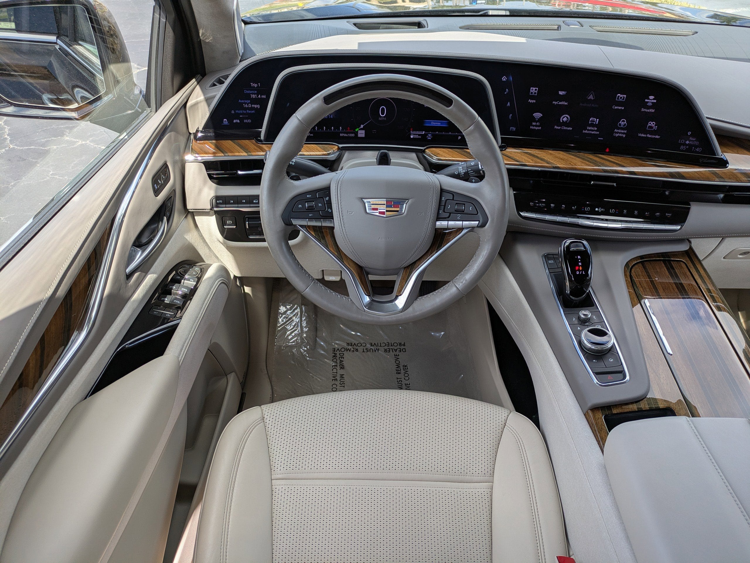 2024 Cadillac Escalade Premium Luxury Platinum