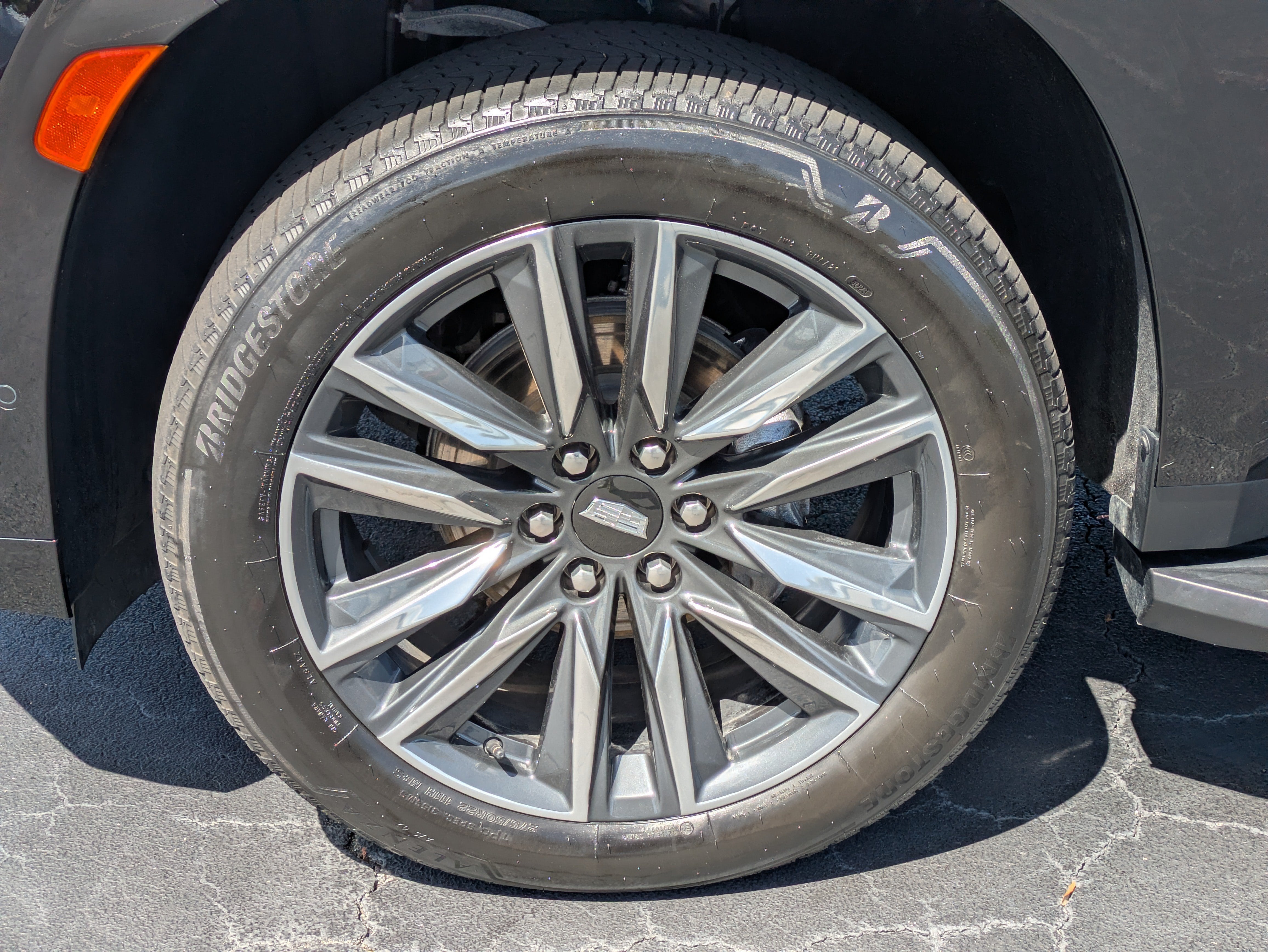 2024 Cadillac Escalade Sport