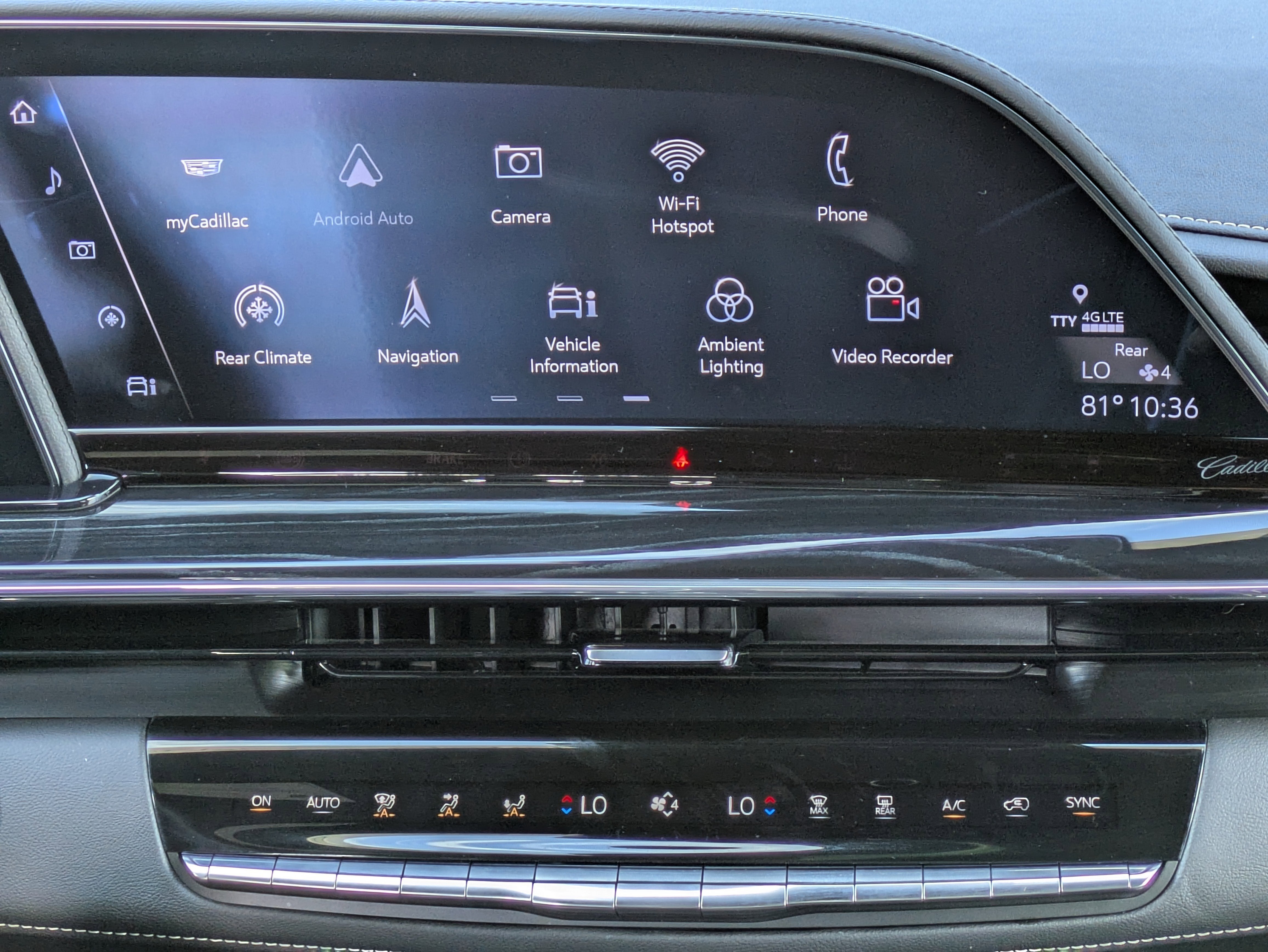 2024 Cadillac Escalade Sport