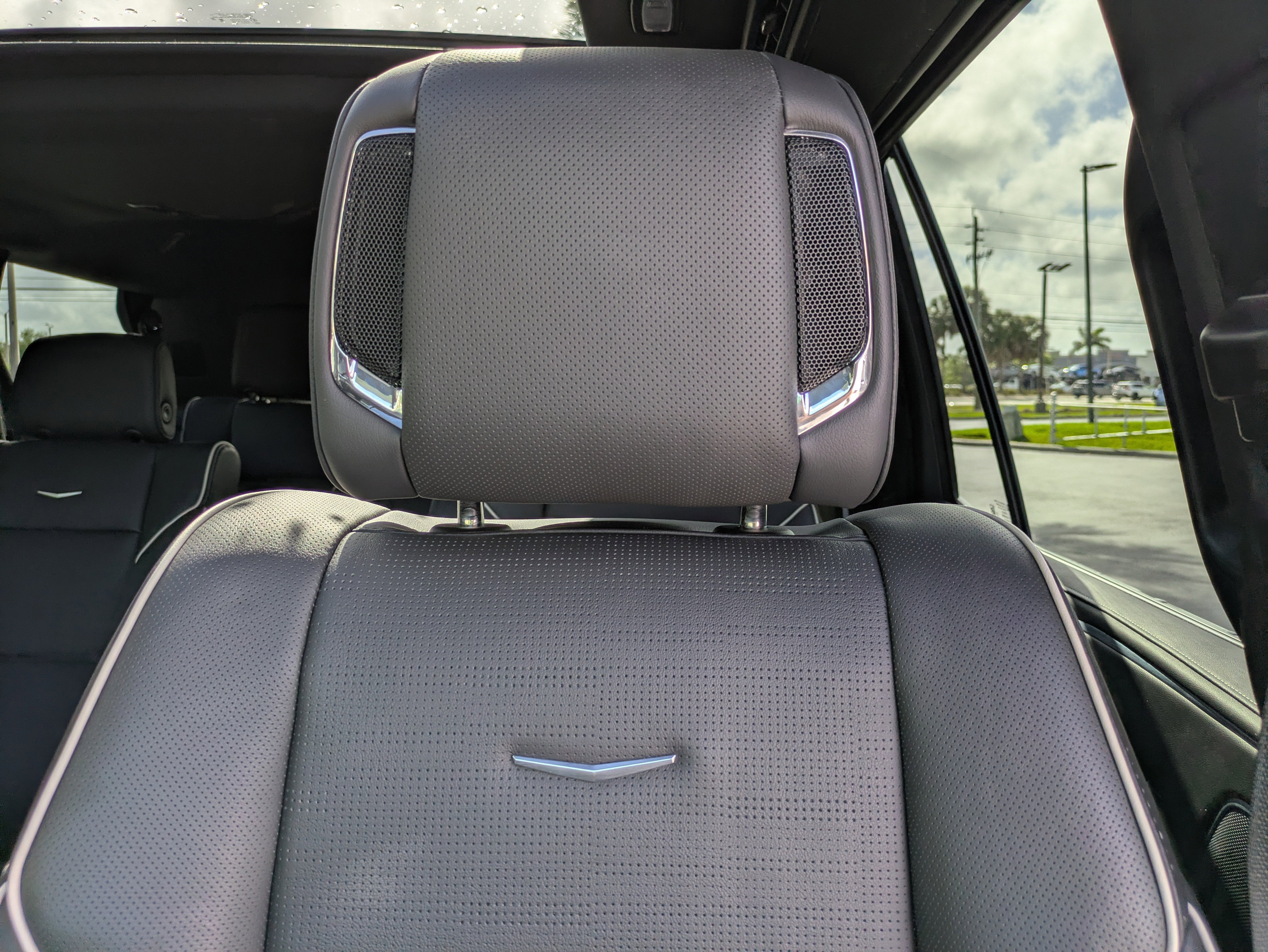 2024 Cadillac Escalade Sport