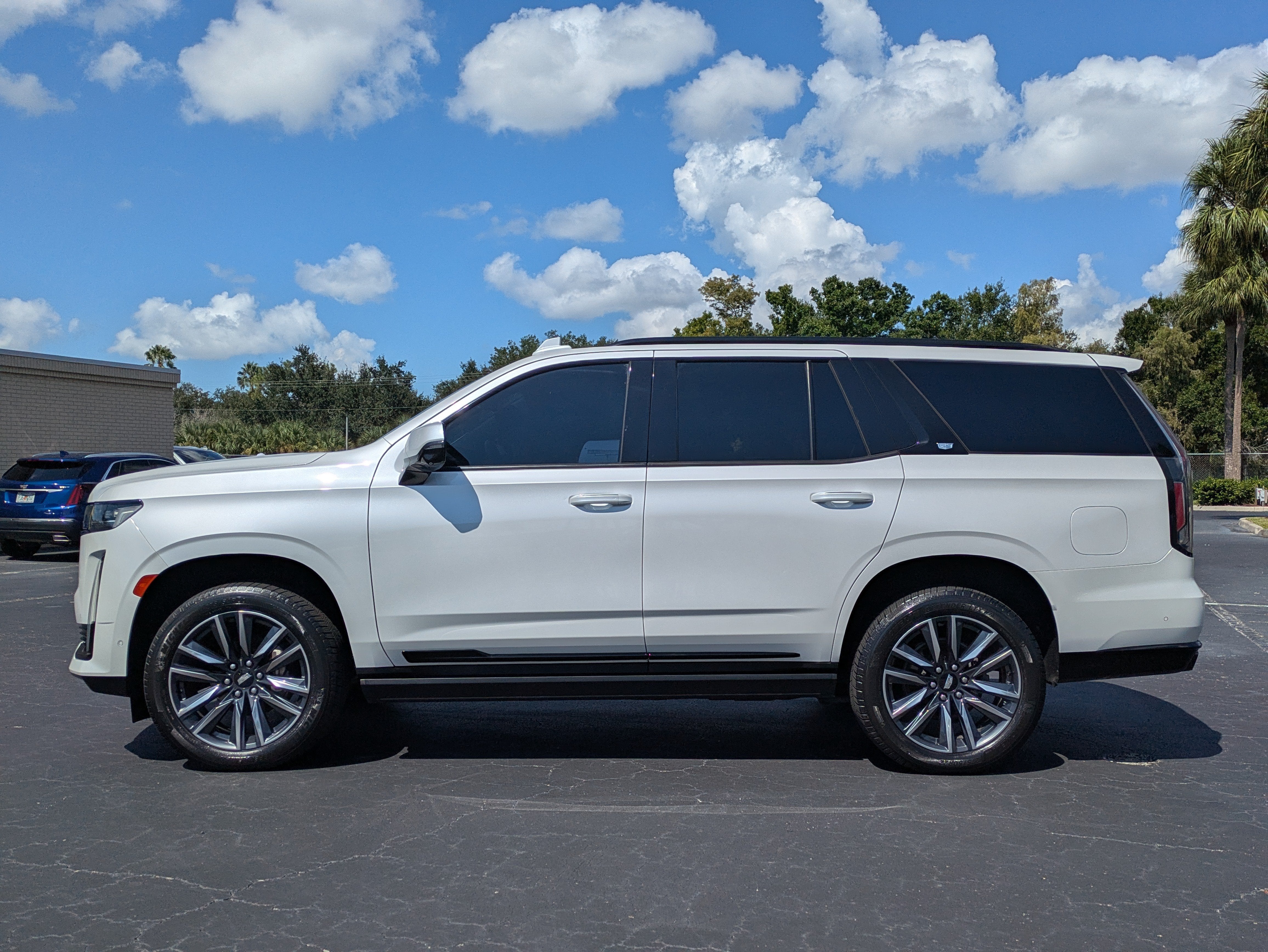 2021 Cadillac Escalade Sport
