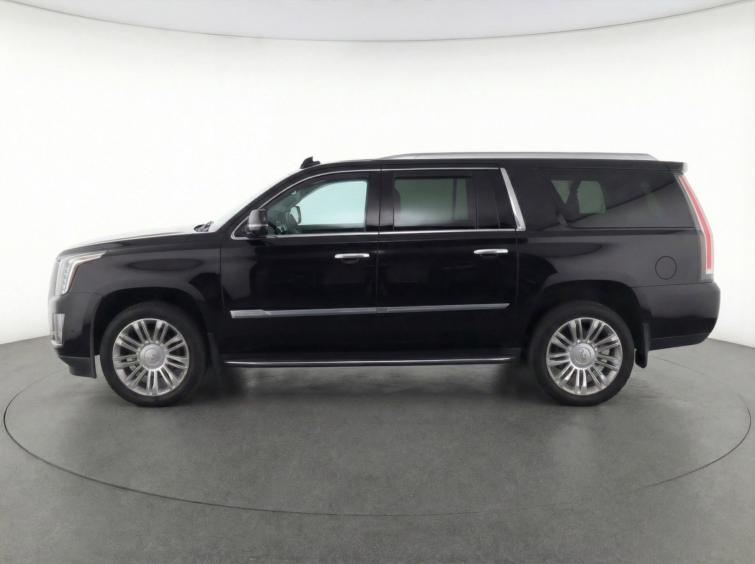 2019 Cadillac Escalade ESV 4DR 4WD