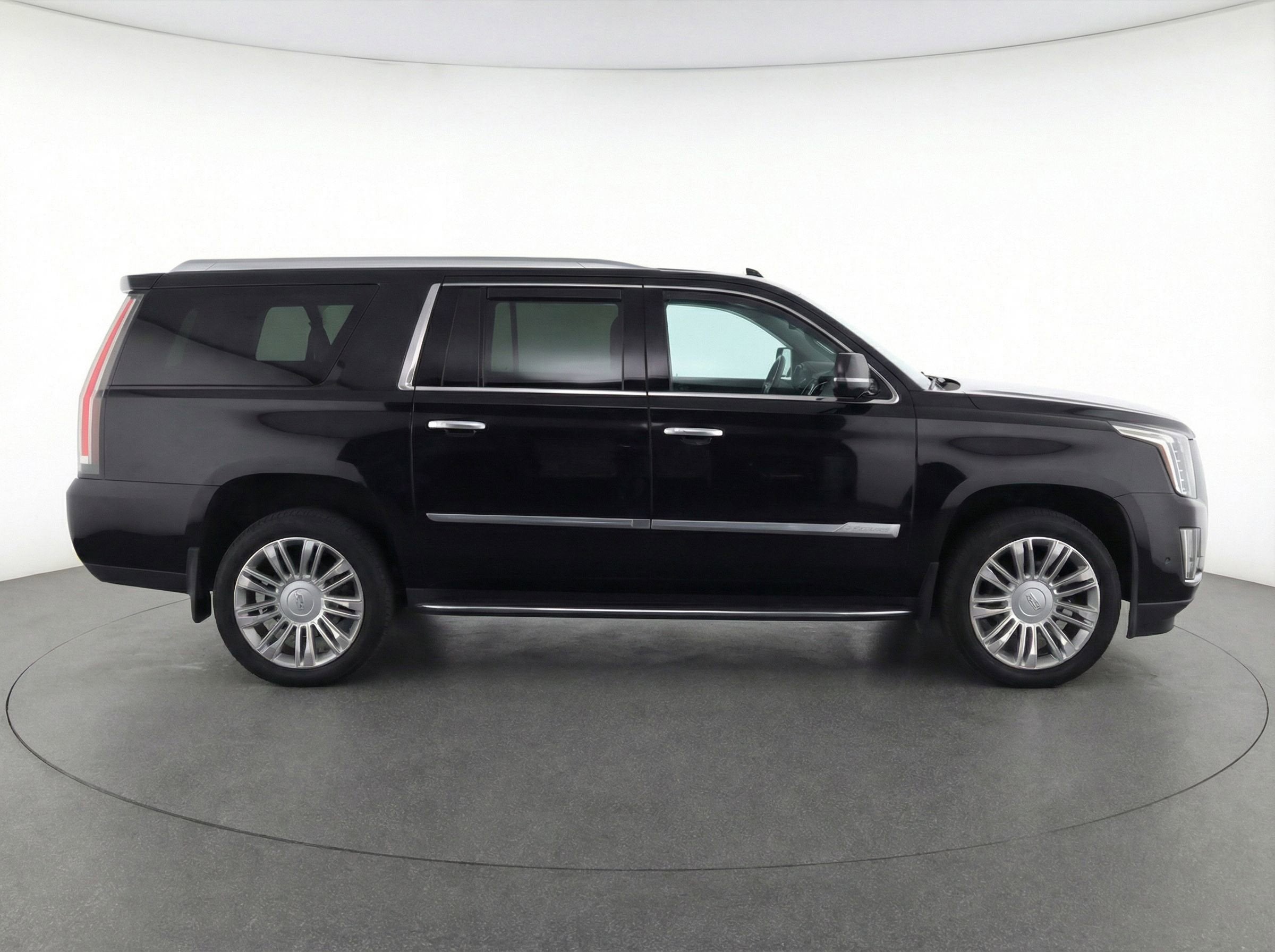 2019 Cadillac Escalade ESV 4DR 4WD