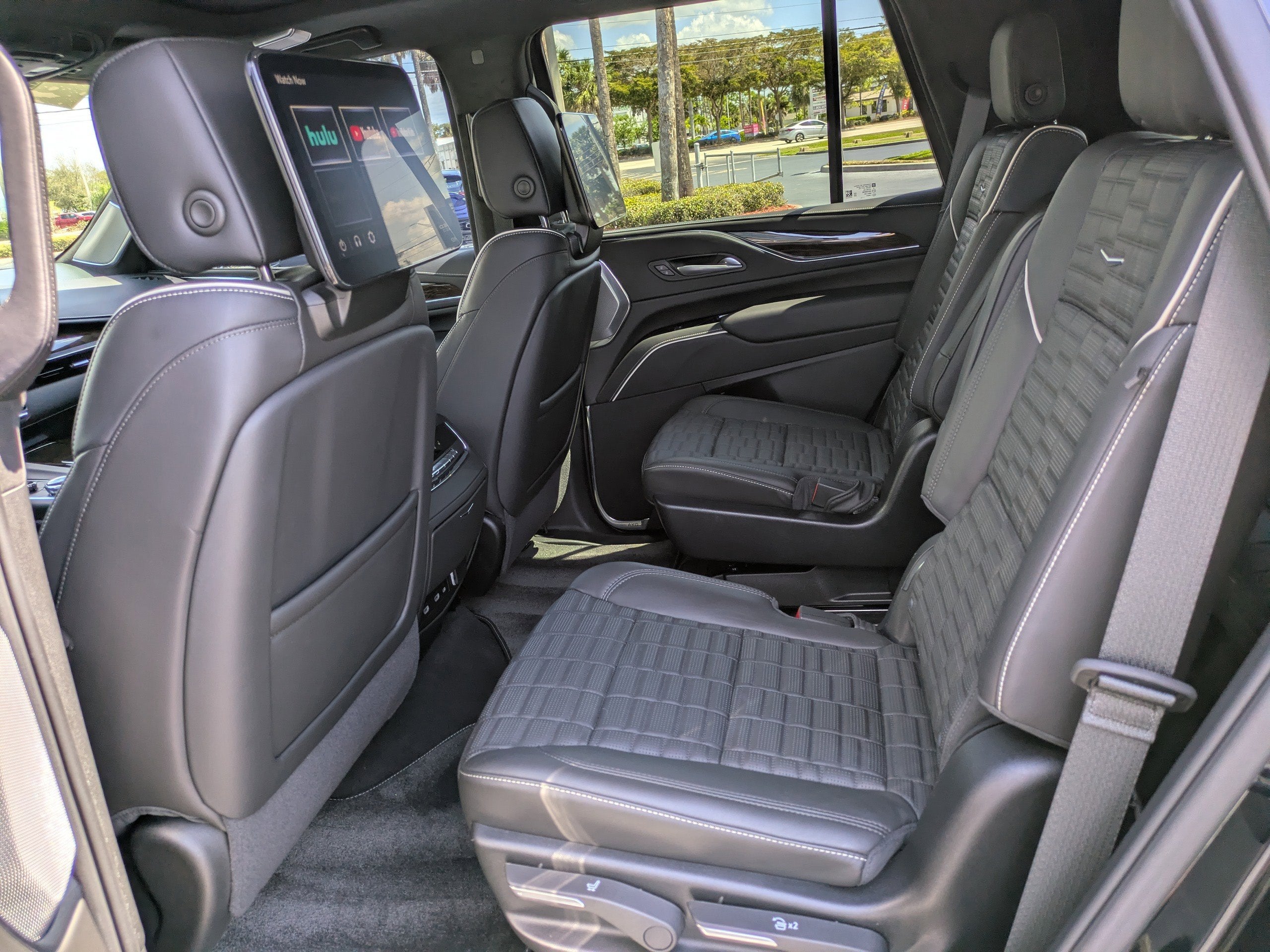 2024 Cadillac Escalade Sport Platinum