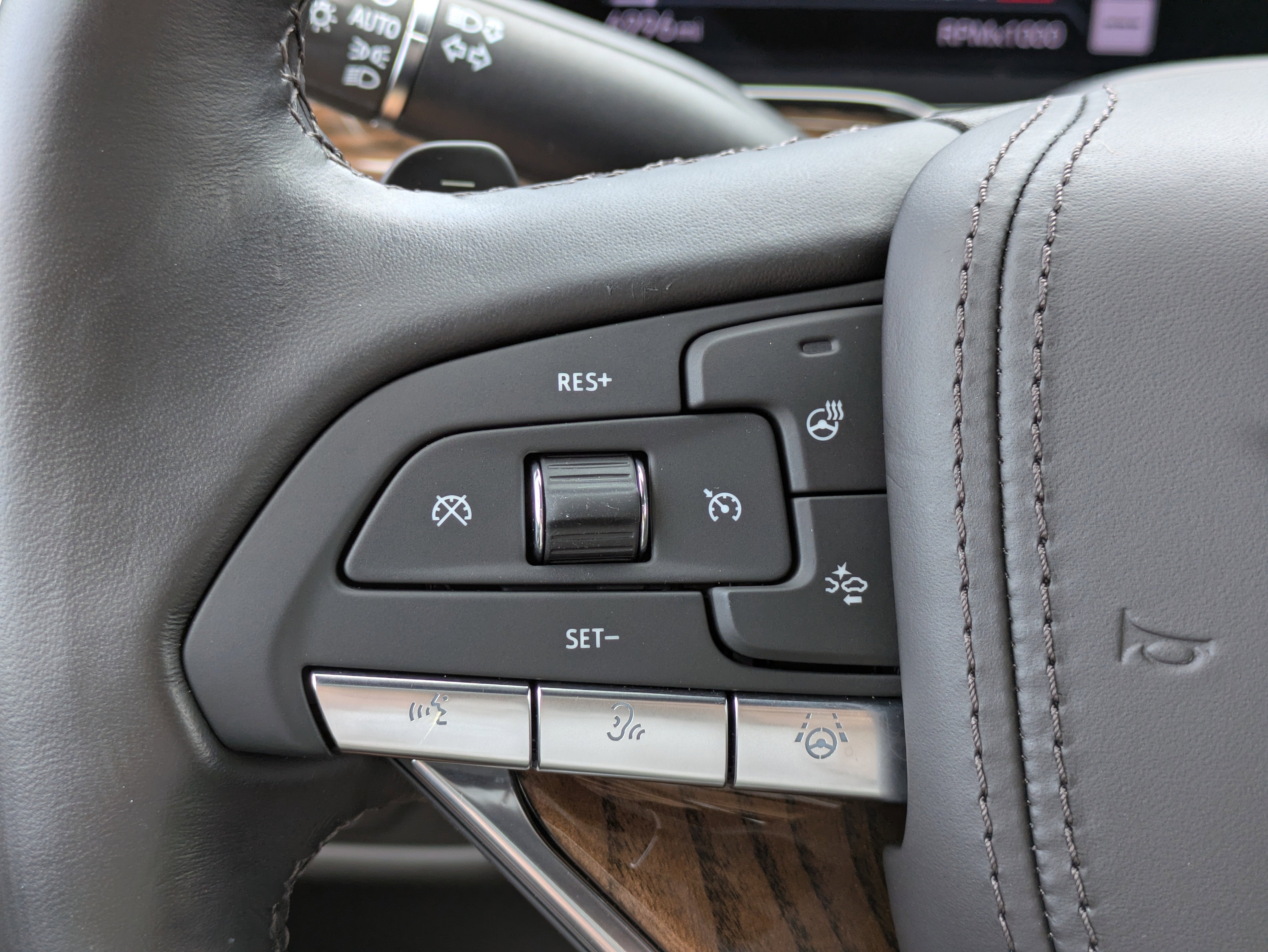 2024 Cadillac Escalade ESV Premium Luxury Platinum
