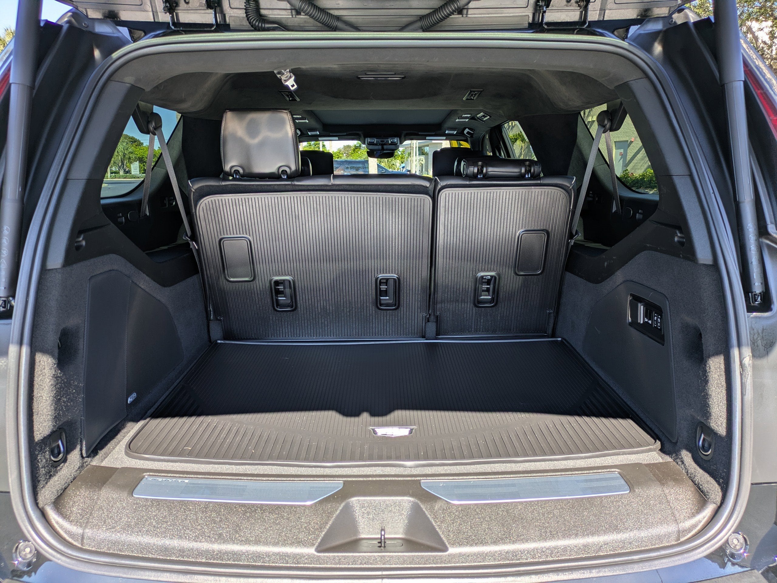 2021 Cadillac Escalade ESV Sport Platinum