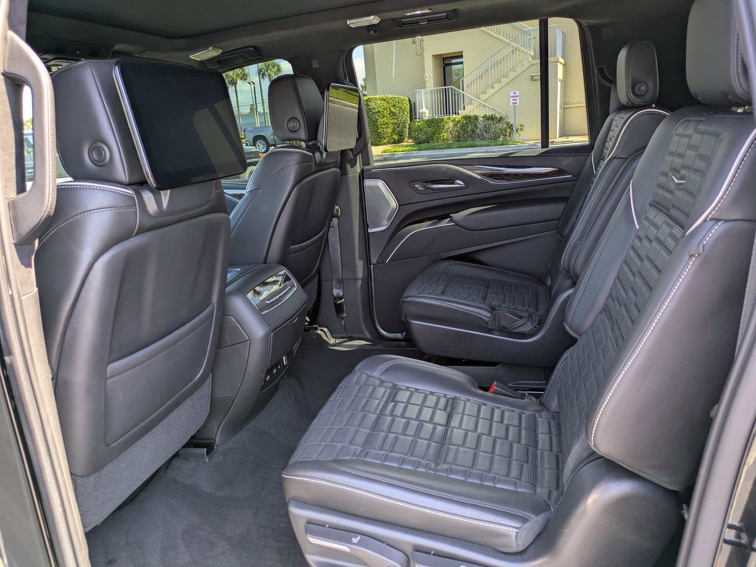 2021 Cadillac Escalade ESV Sport Platinum