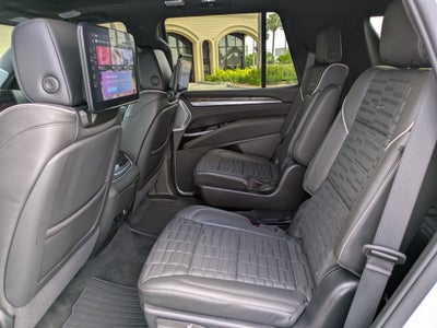 2025 Cadillac Escalade Sport Platinum
