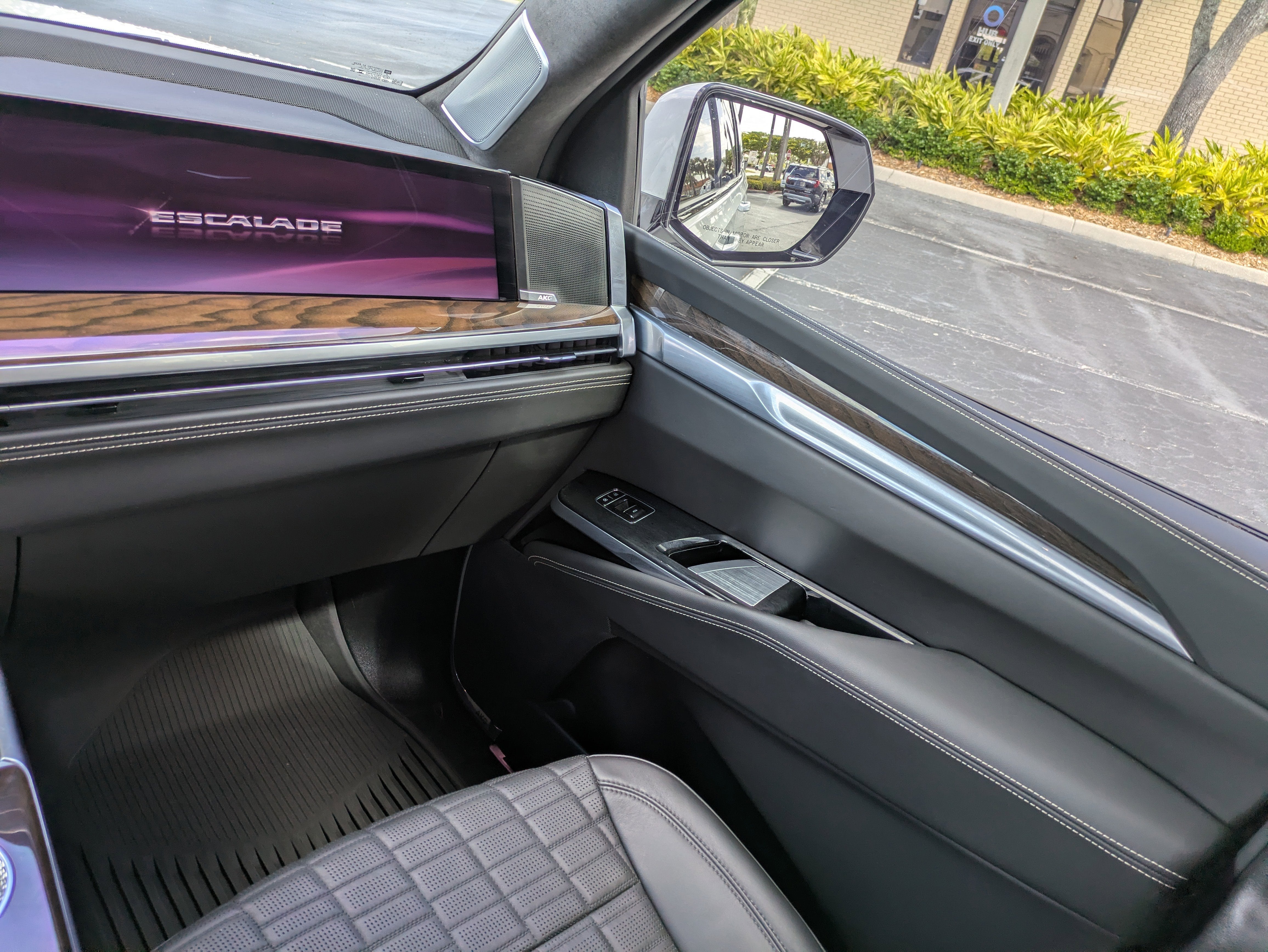 2025 Cadillac Escalade Sport Platinum