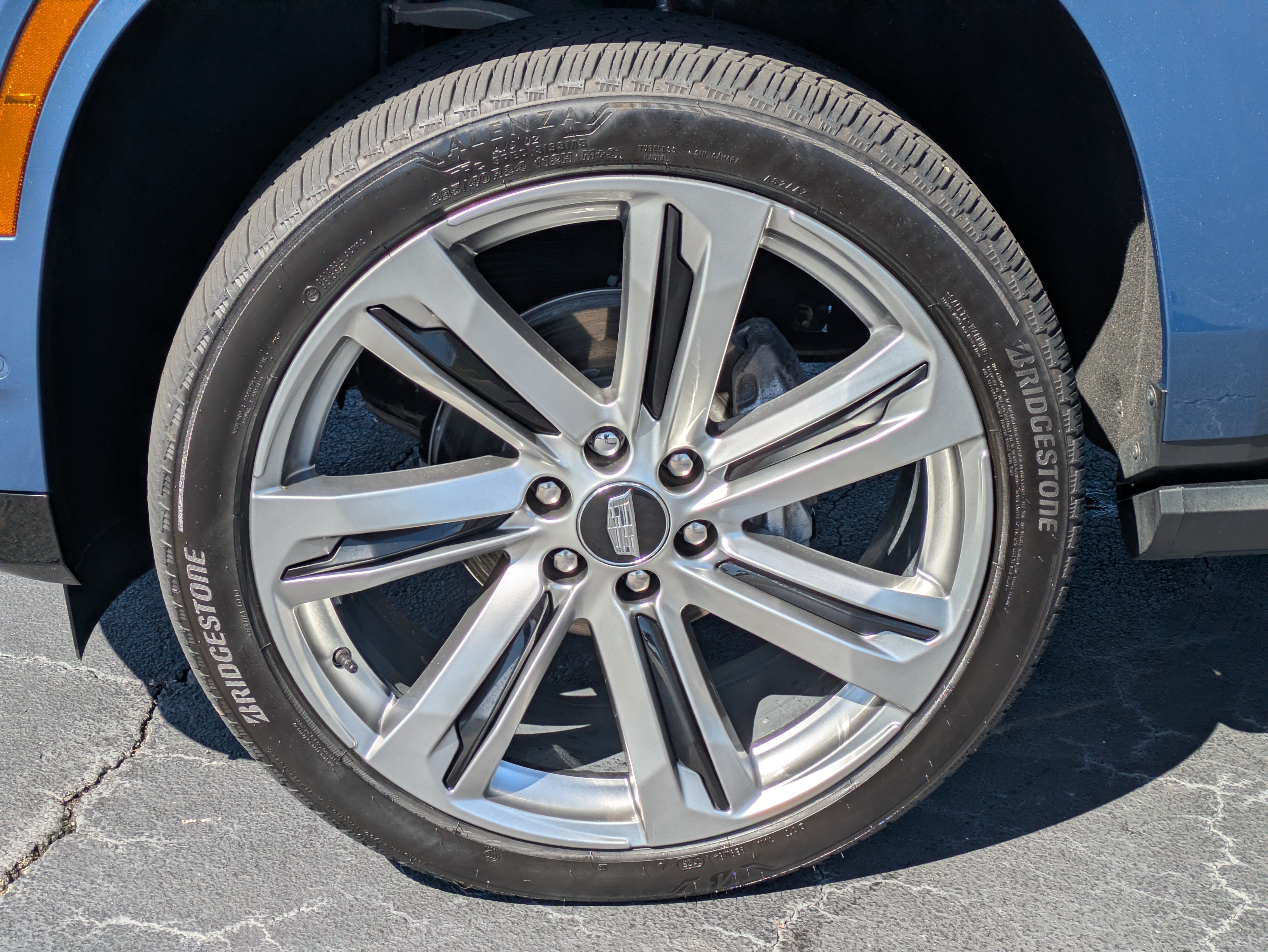 2025 Cadillac Escalade Sport Platinum