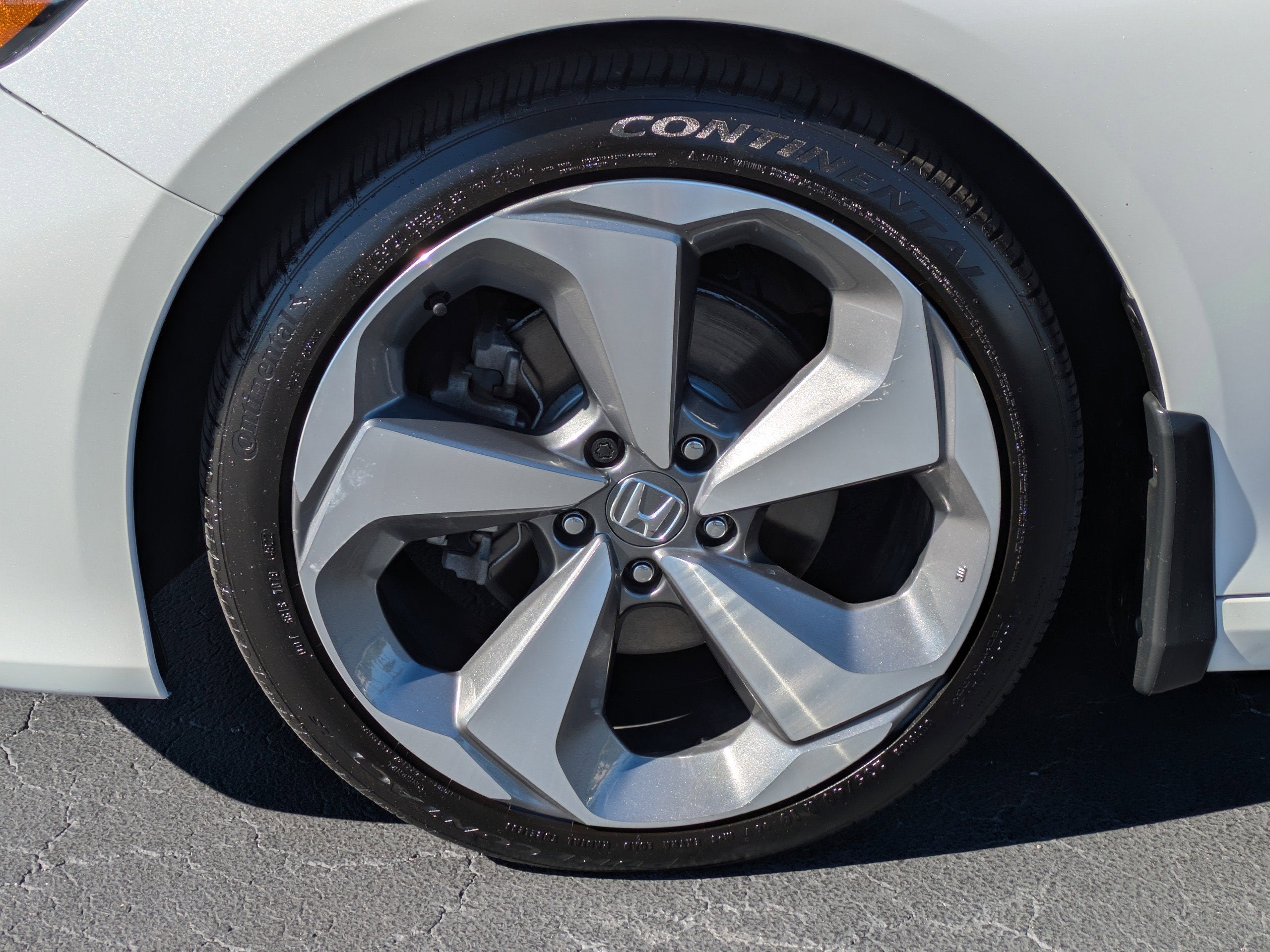 2019 Honda Accord Sedan Touring 2.0T