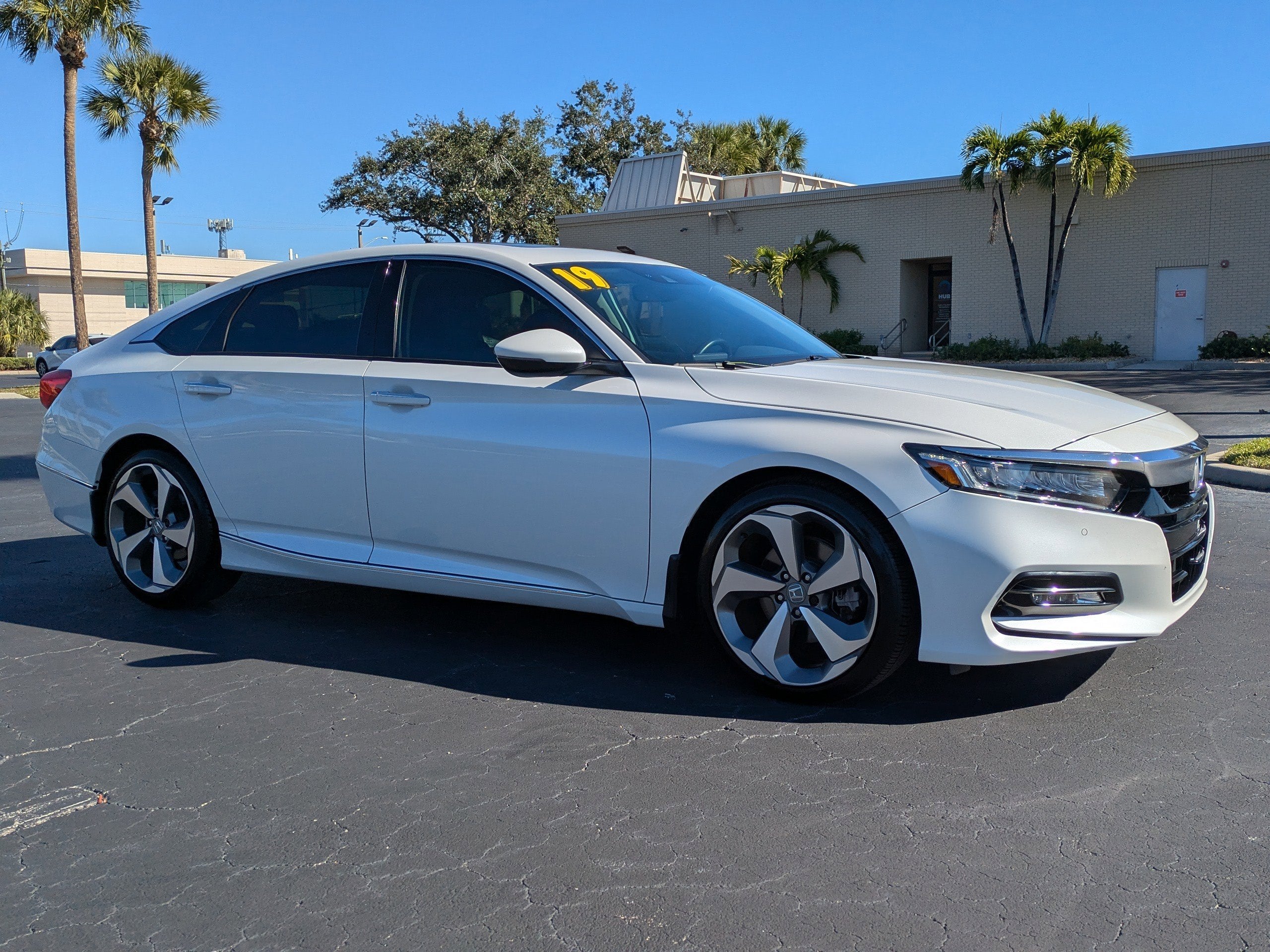 2019 Honda Accord Sedan Touring 2.0T