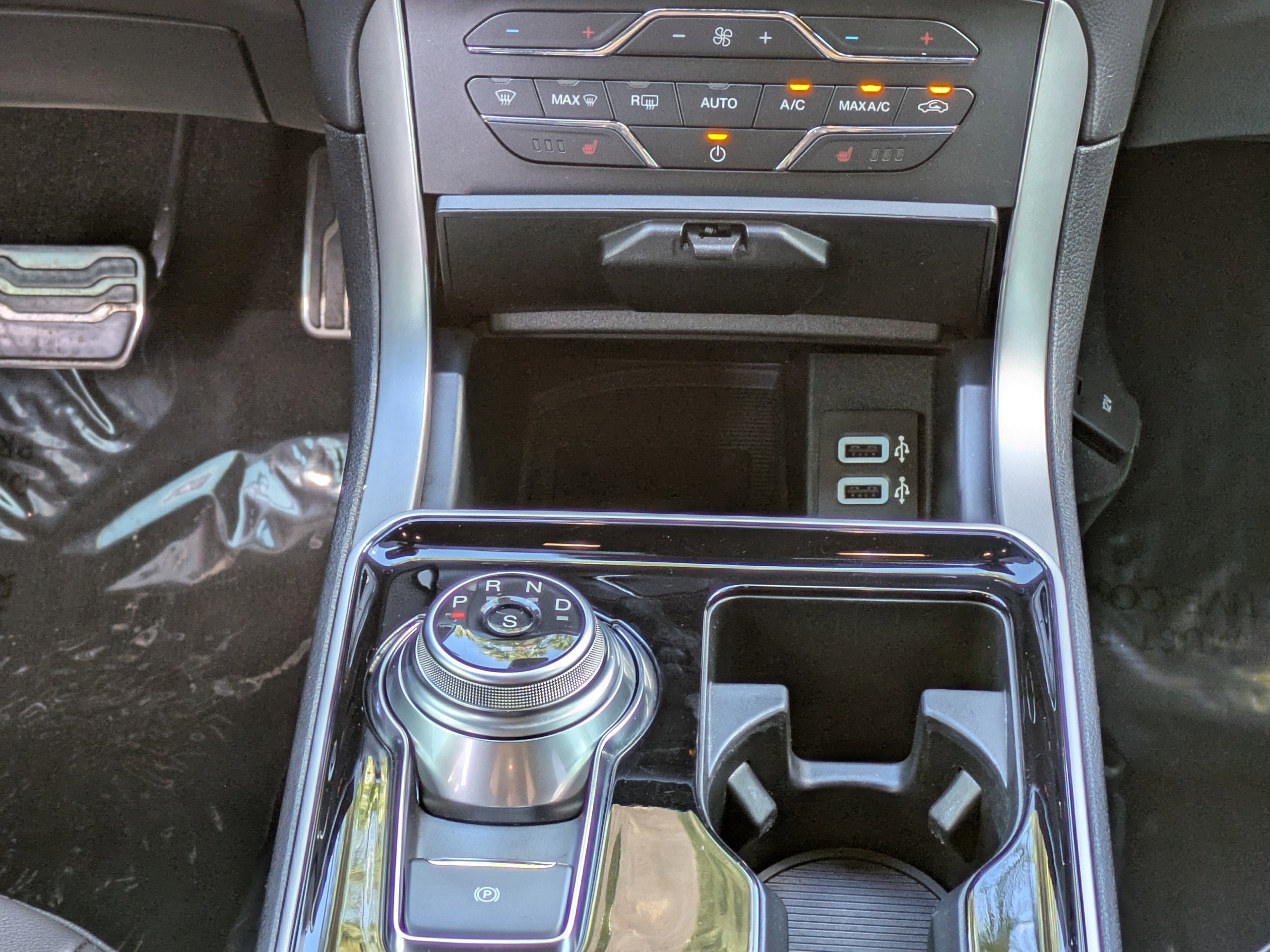 2020 Ford Edge ST Line