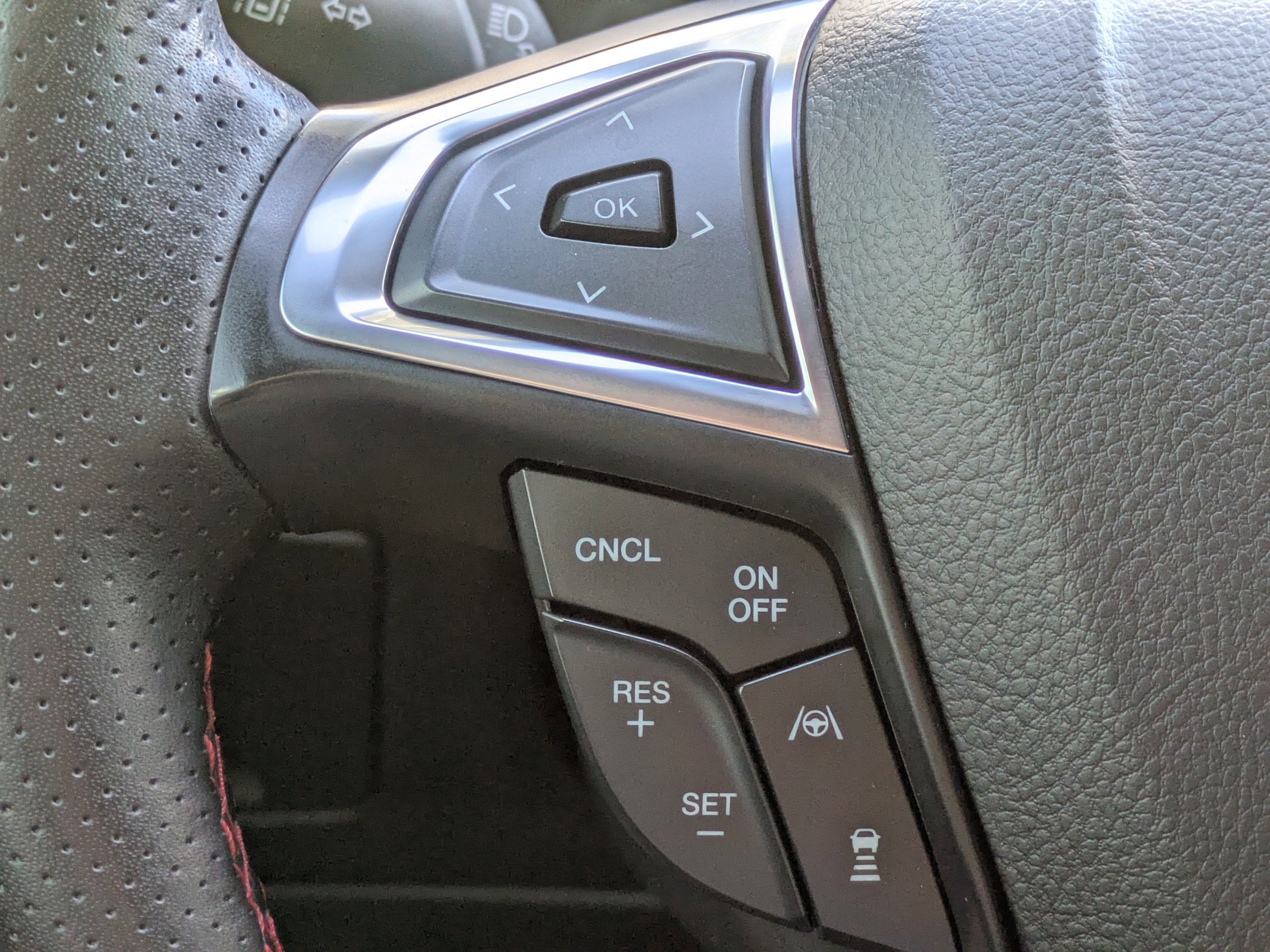 2020 Ford Edge ST Line