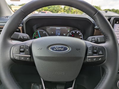 2023 Ford Maverick XL