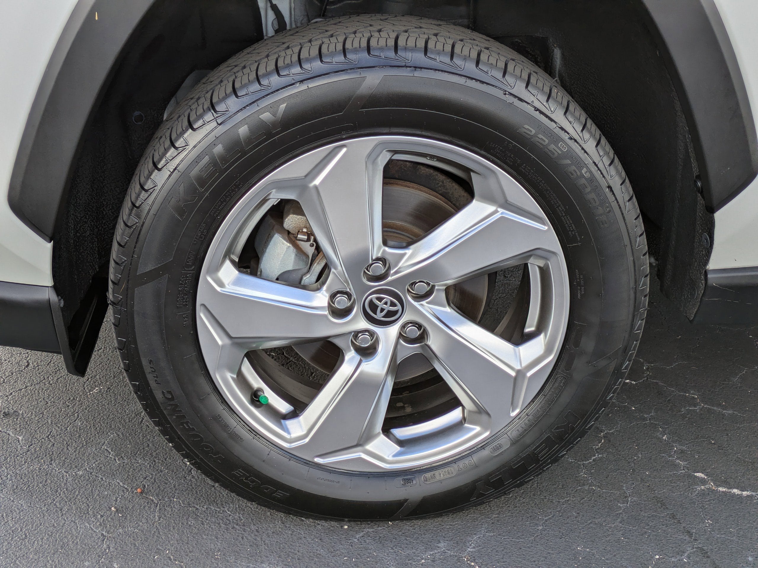 2021 Toyota RAV4 Hybrid LE