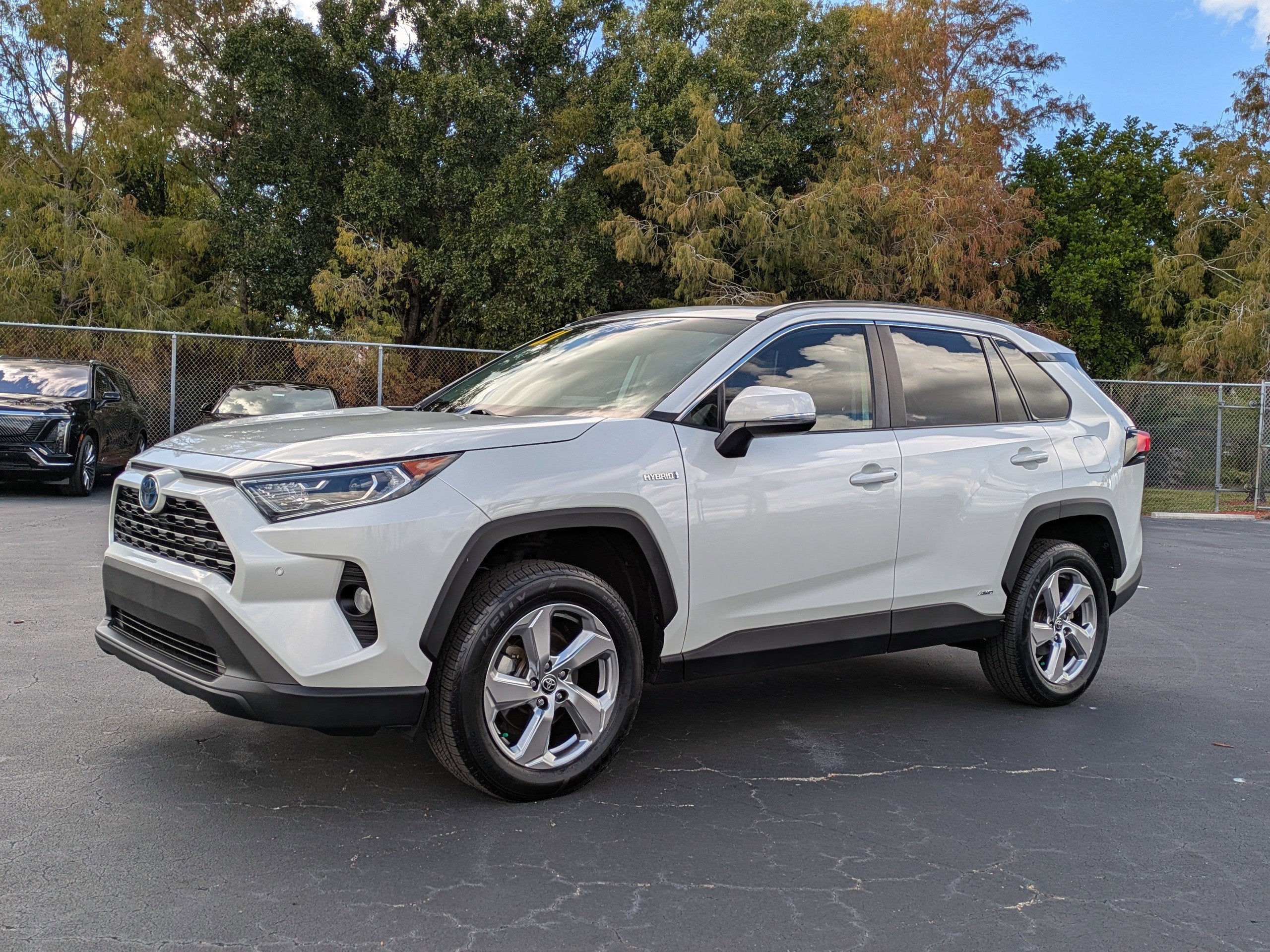 2021 Toyota RAV4 Hybrid LE