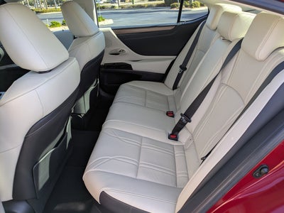 2024 Lexus ES ES 300h Luxury