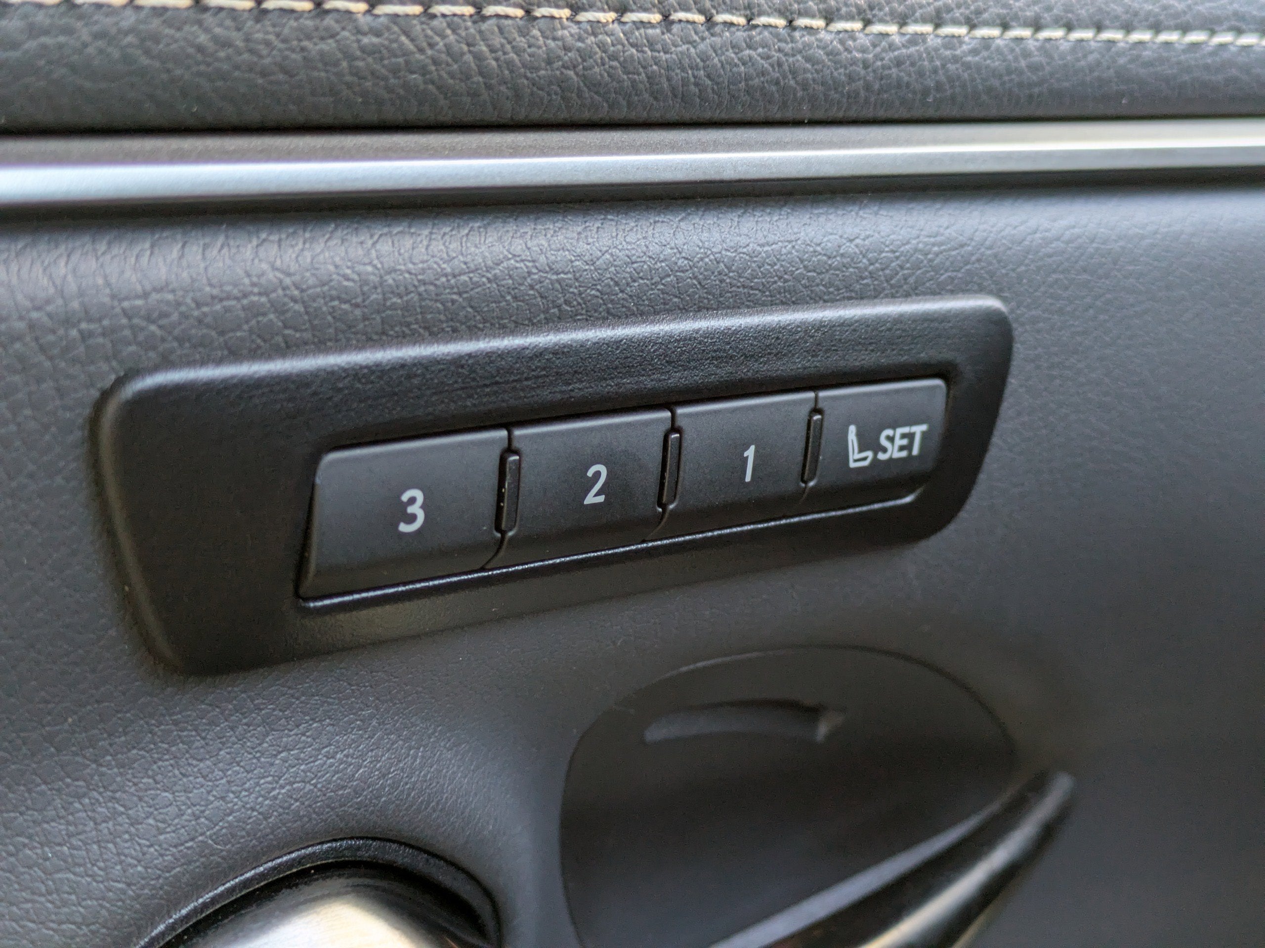 2024 Lexus ES ES 300h Luxury