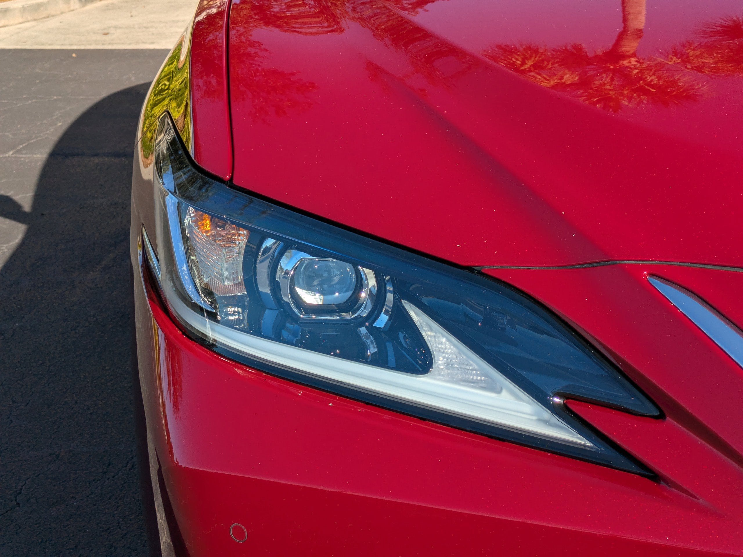 2024 Lexus ES ES 300h Luxury