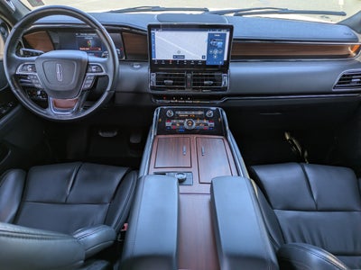 2022 Lincoln Navigator Standard